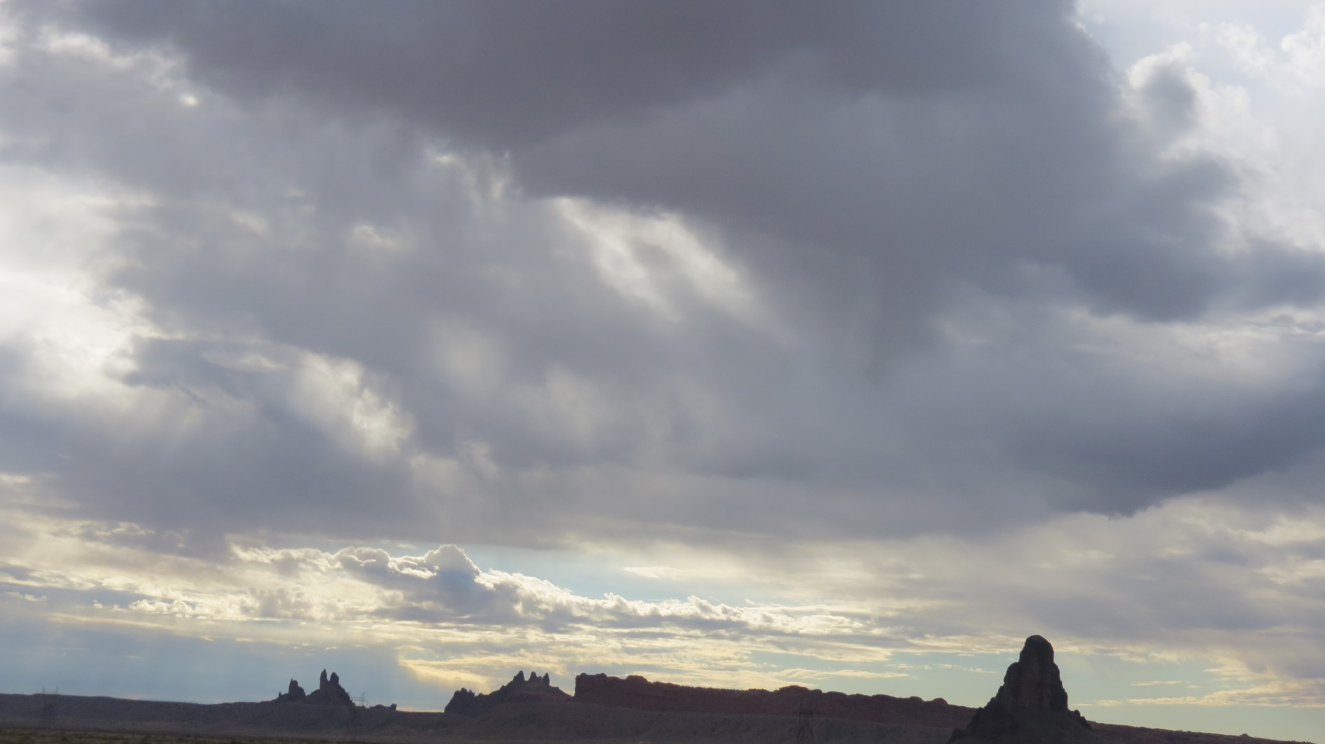 Highway scenery south of Mexican Hat UT 25 of 27 (#0364)