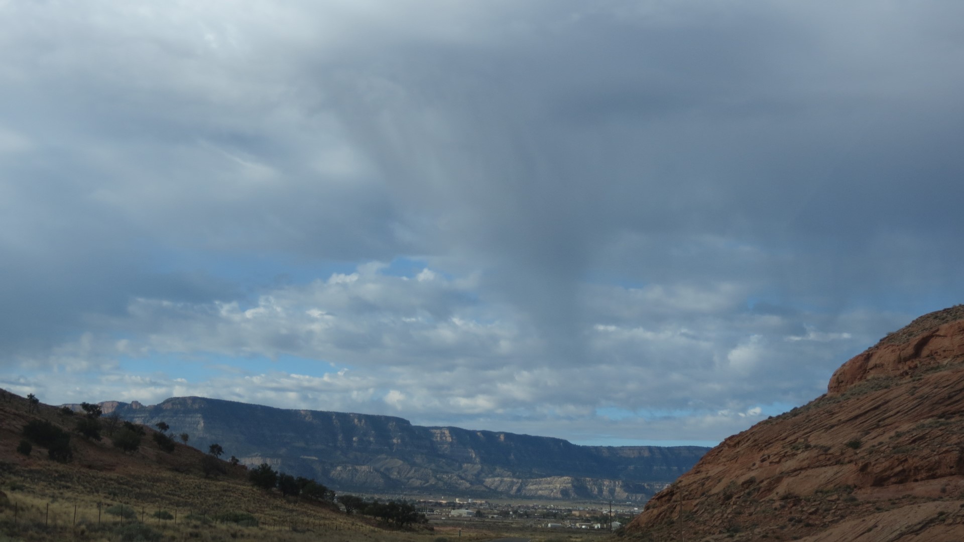 Highway scenery between Oljato-Monument Valley and Page AZ  3 of 15 (#0368)