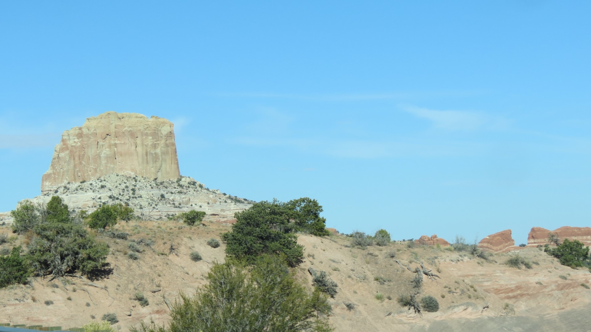 Highway scenery between Oljato-Monument Valley and Page AZ  9 of 15 (#0374)