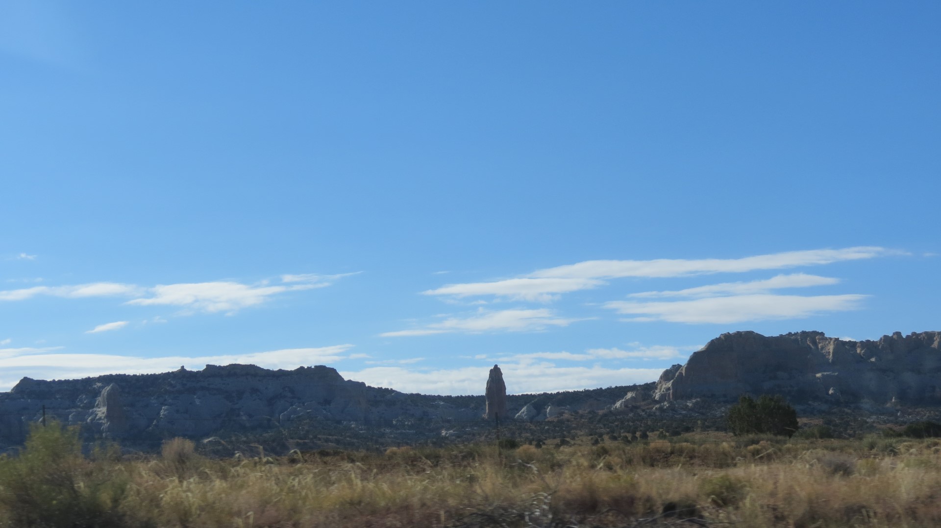 Highway scenery between Oljato-Monument Valley and Page AZ 11 of 15 (#0376)