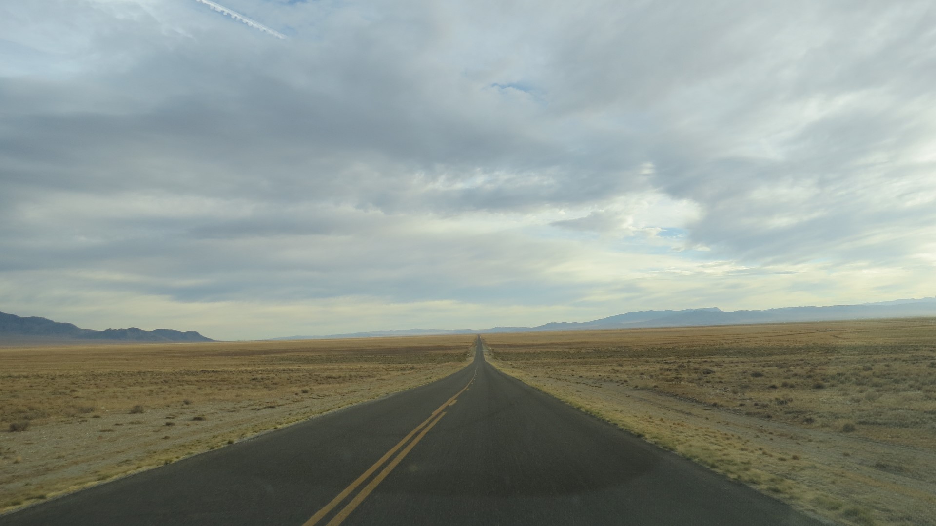 Road between Baker NV and Lynndyl UT  4 of 12 (#0602)