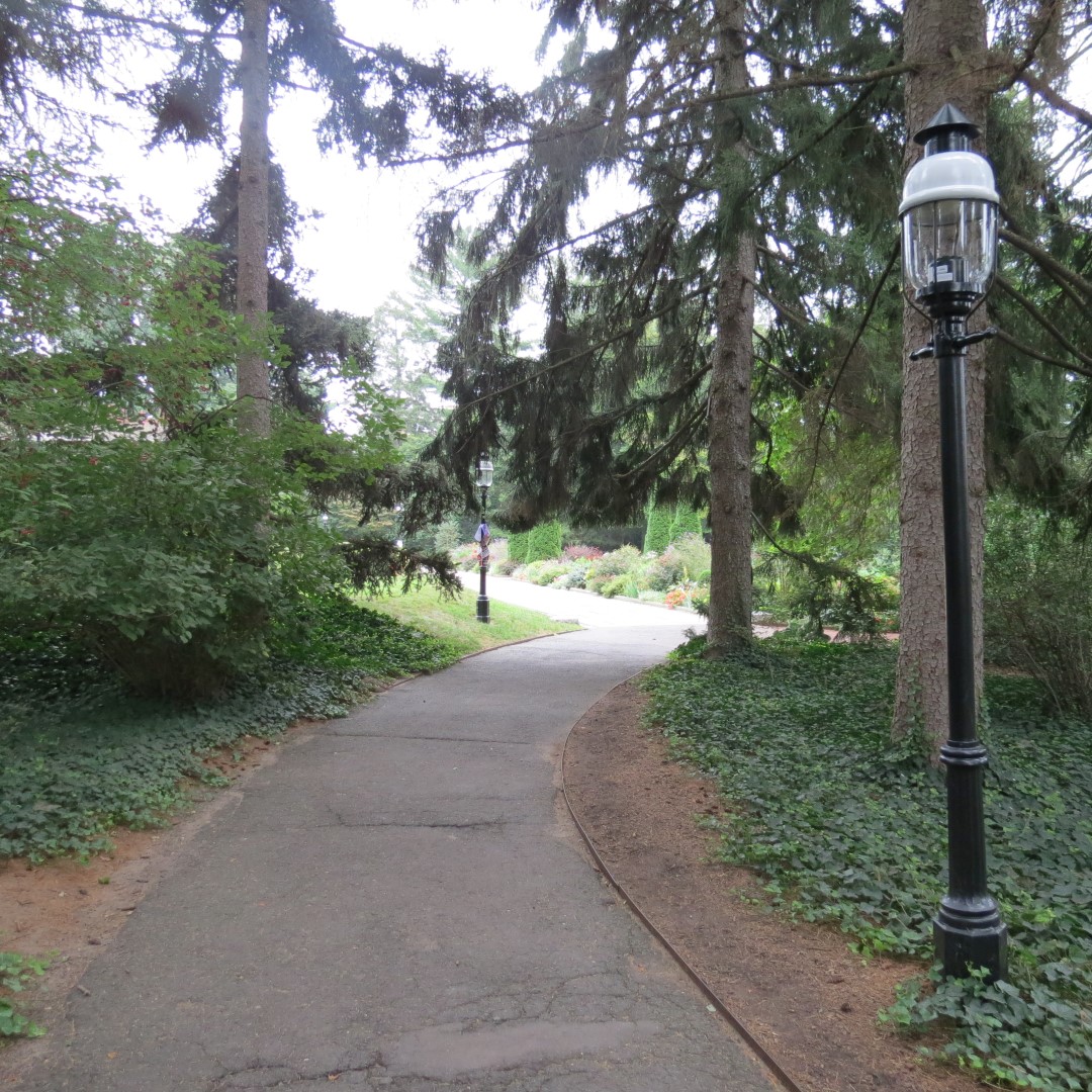 Prospect House was the home of Woodrow Wilson as President of Princeton University  3 of  9 (#9994)