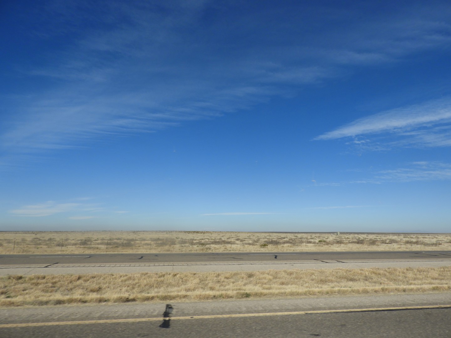 Highway Scenery South of UFO Museum in Roswell NM  1 of  4 (#0481)