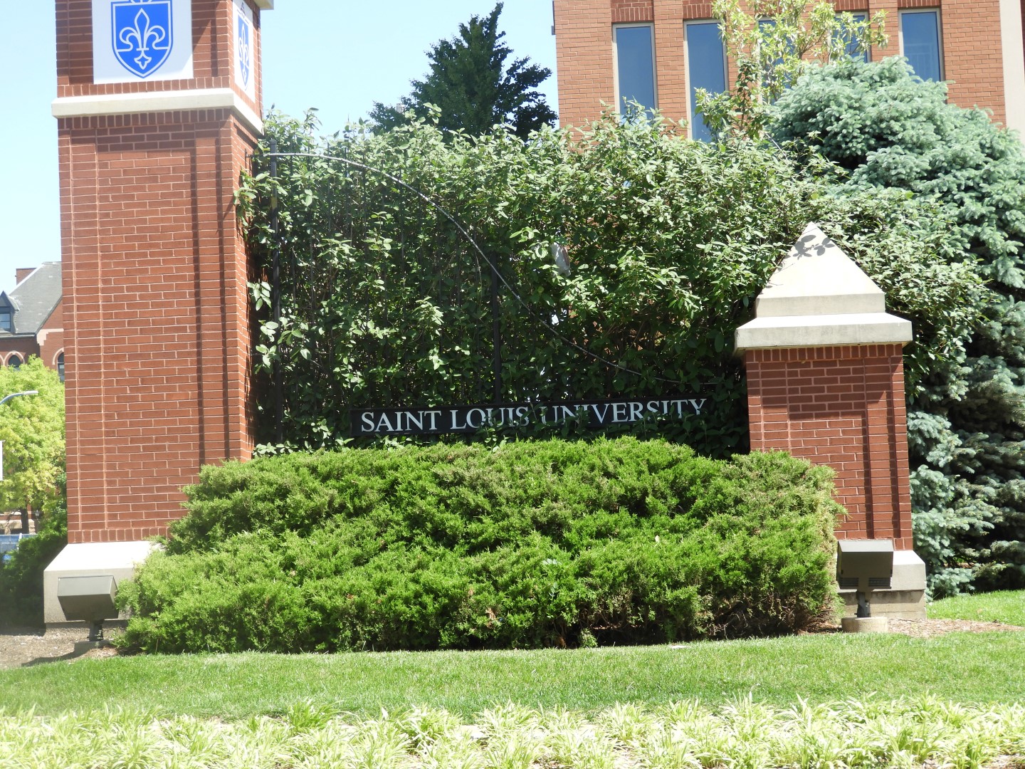 St. Louis University in St. Louis MO  1 of  3 (#0662)