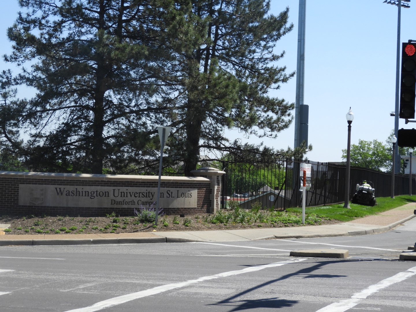 Washington University in St. Louis MO  2 of  3 (#0665)