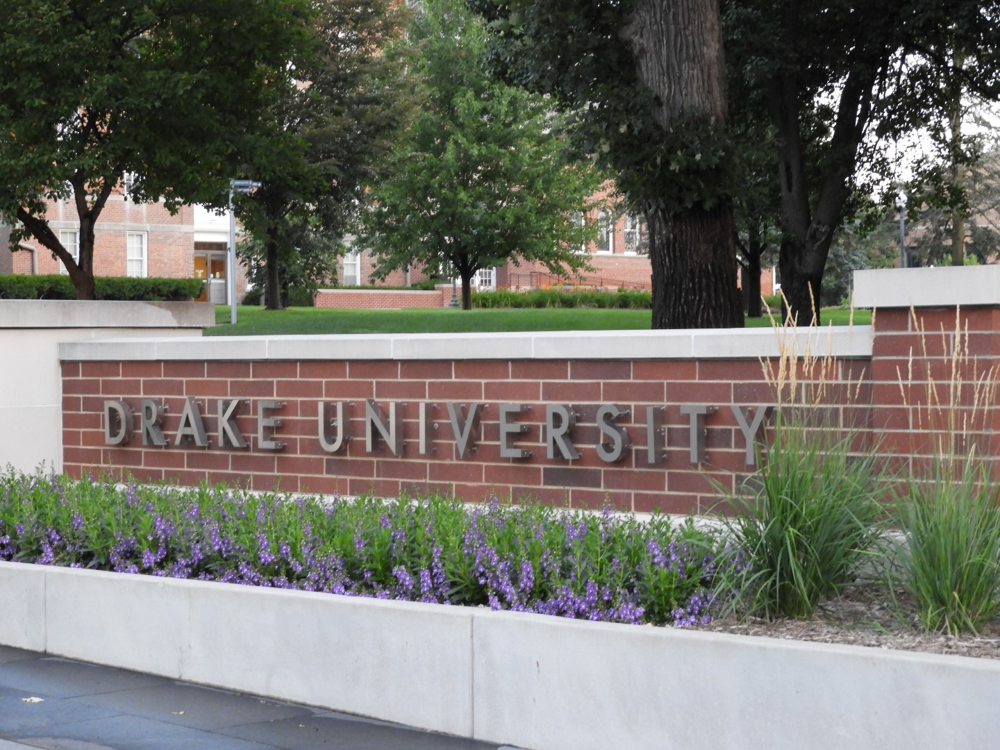 Drake University in Des Moines  2 of  7 (#0808)