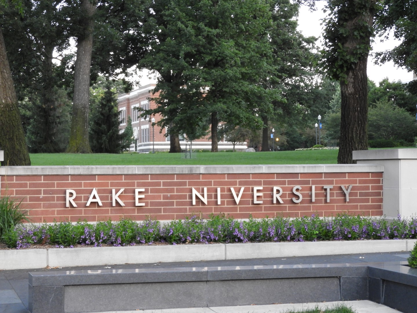 Drake University in Des Moines  4 of  7 (#0809)