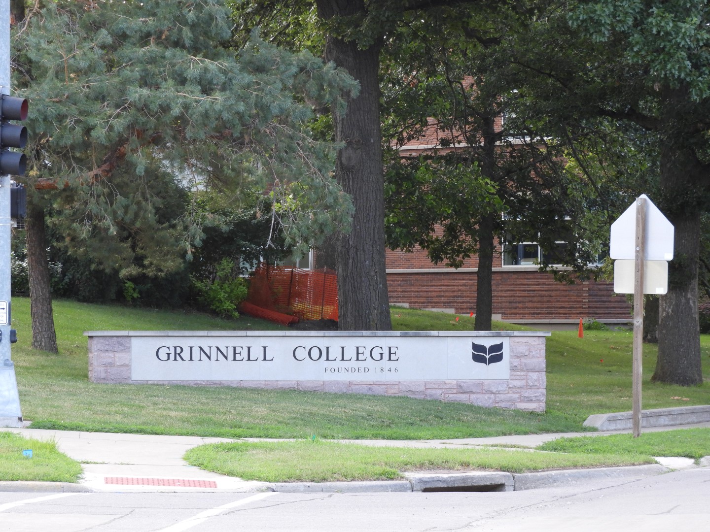Grinnell College in Grinnell  2 of  4 (#0811)