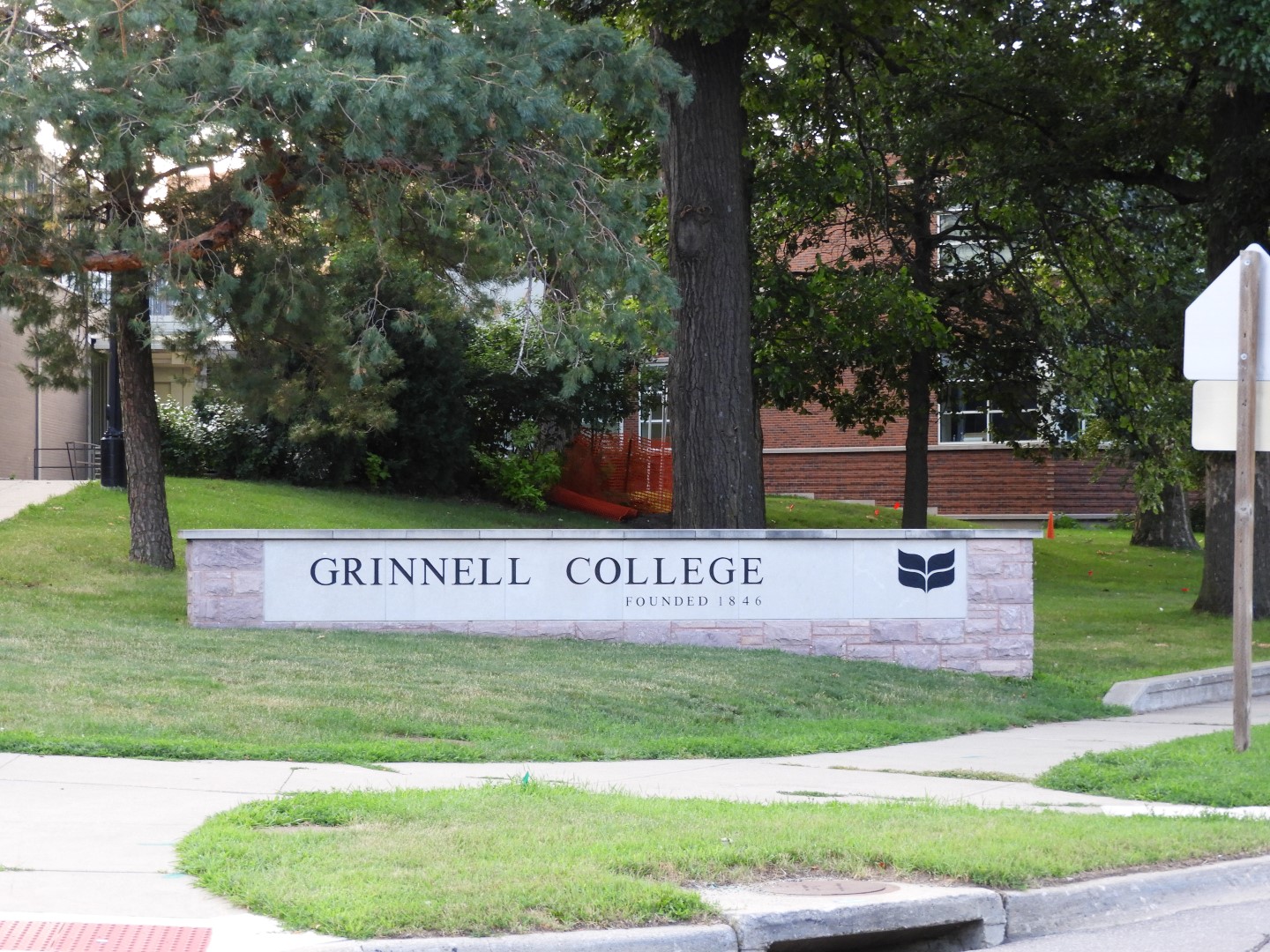 Grinnell College in Grinnell  3 of  4 (#0812)