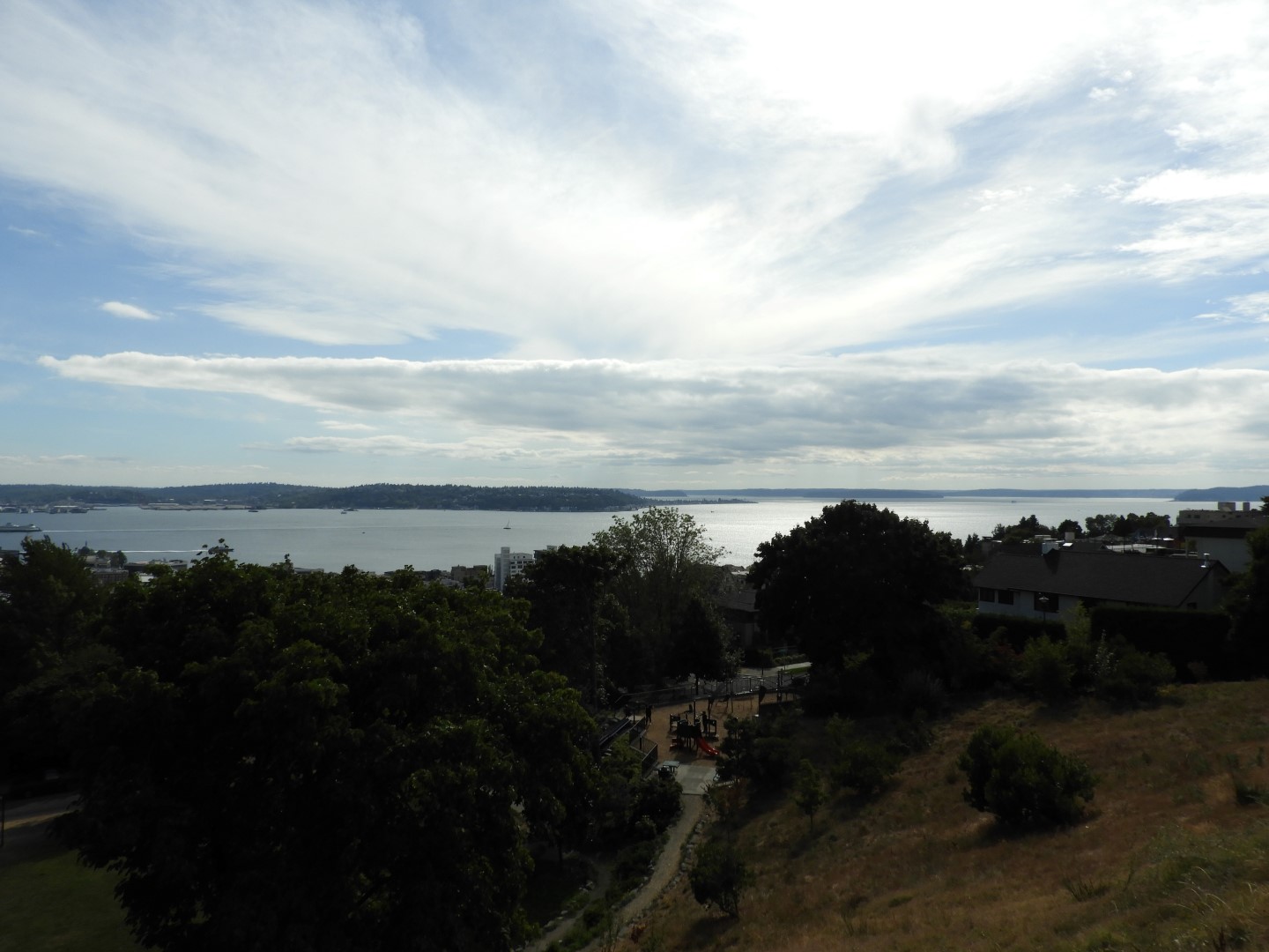Views from Kerry Park in Seattle WA 14 of 27 (#1049)
