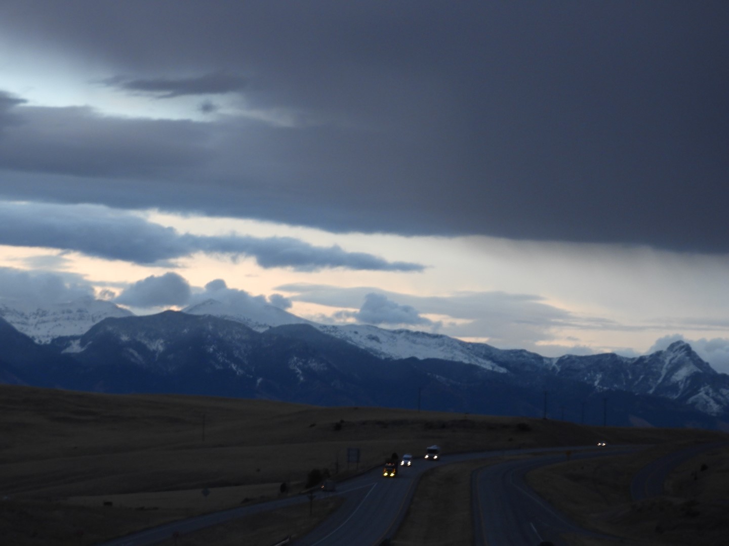 Trying to capture the incredible sky colors driving east towards Bozeman MT  4 of  5 (#1599)
