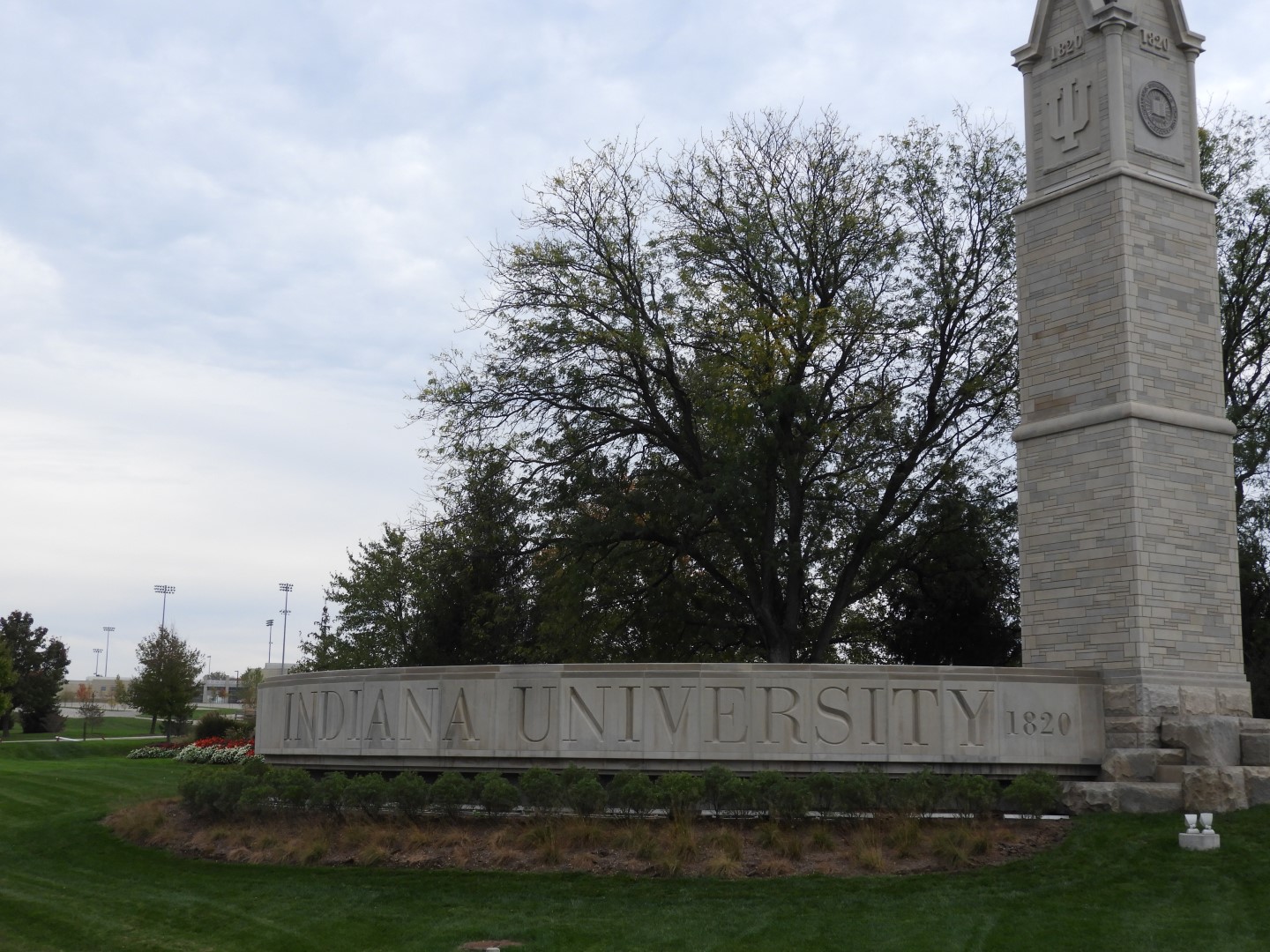 Indiana University of Indianapolis in Bloomington  2 of  2 (#2190)