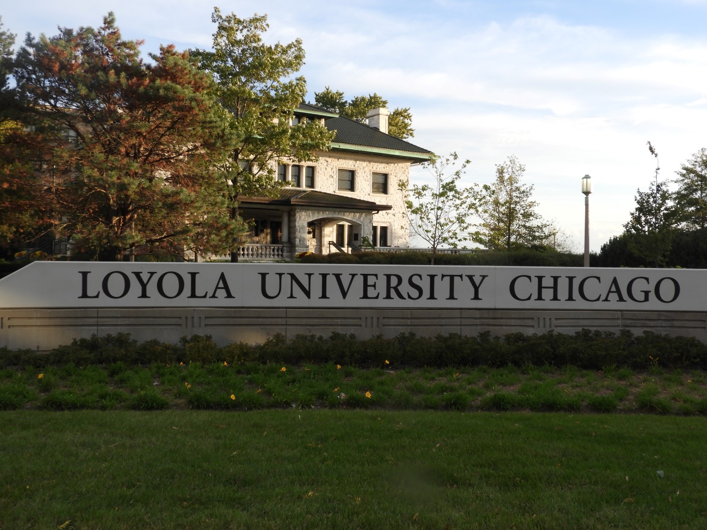 Loyola University in Chicago  1 of  3 (#2210)
