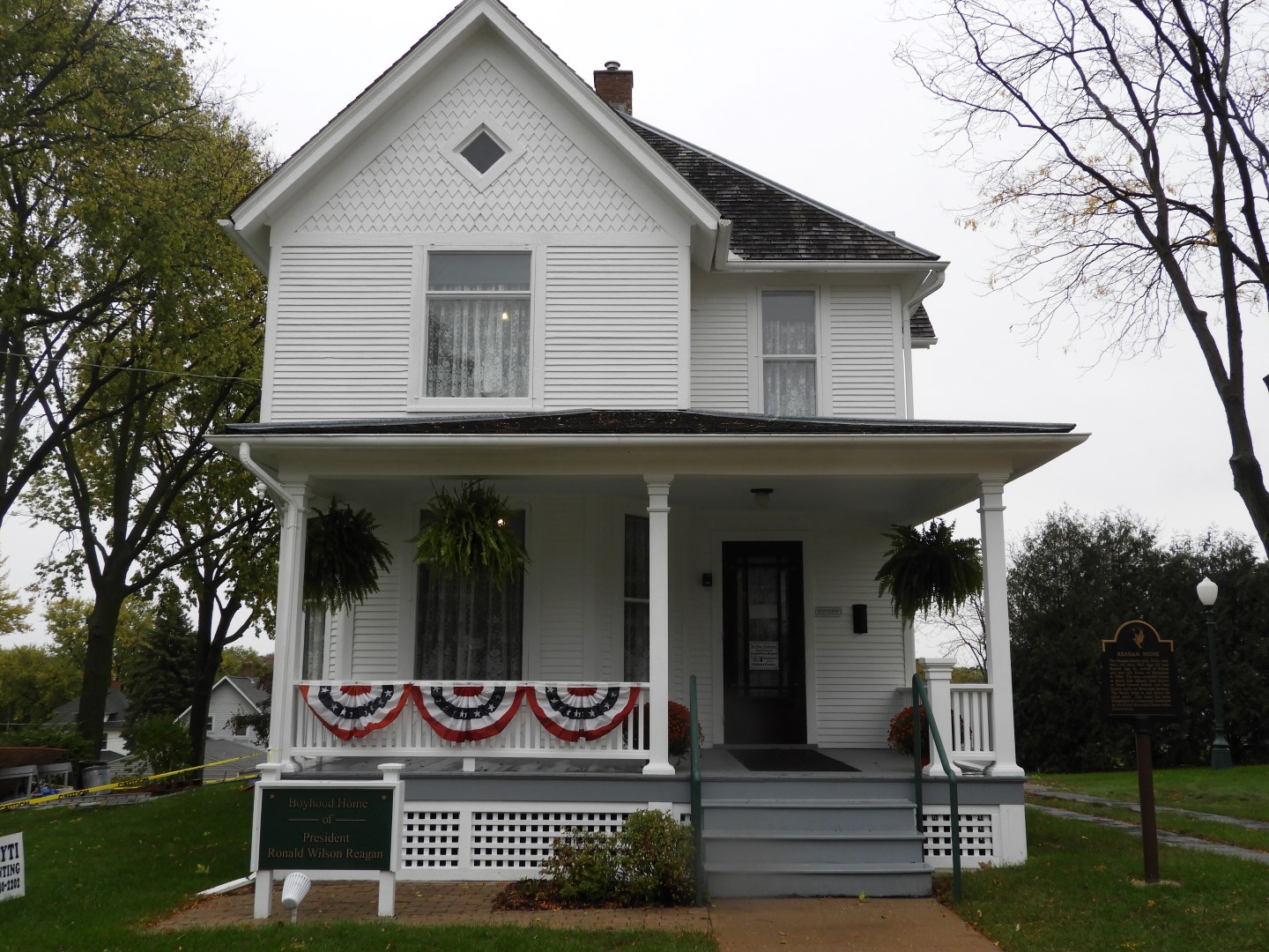 President Reagan Boyhood Home in Dixon Illinois  1 of  4 (#2224)