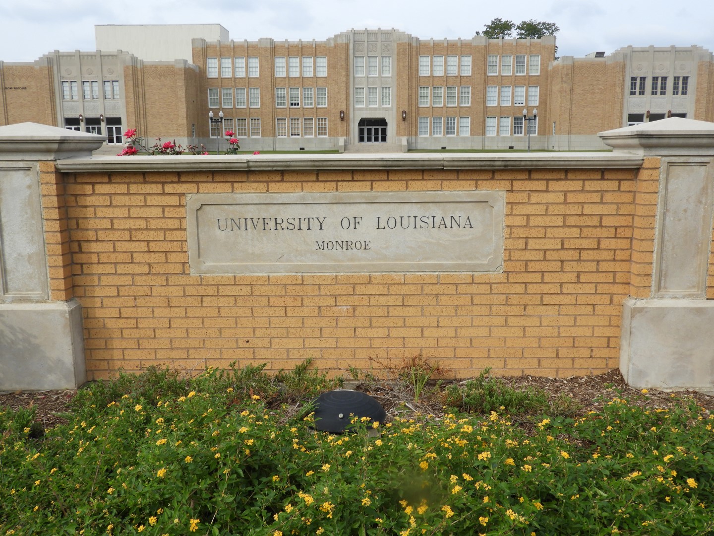 Louisiana University Monroe  1 of  3 (#2373)