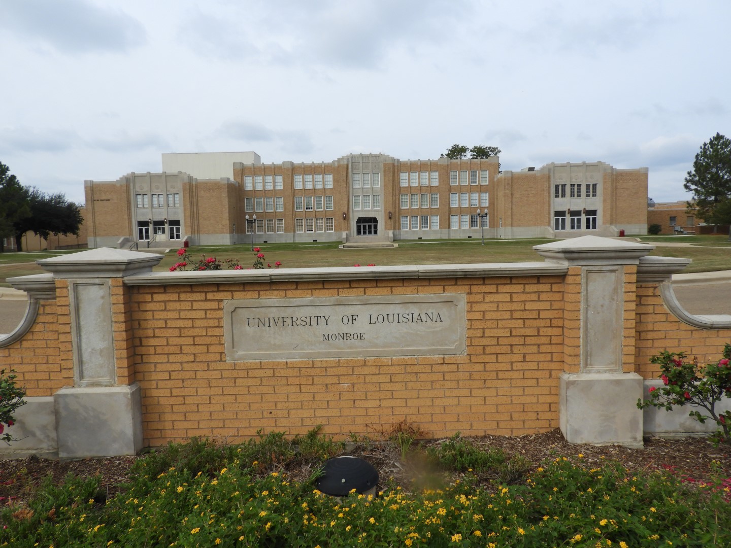 Louisiana University Monroe  3 of  3 (#2375)