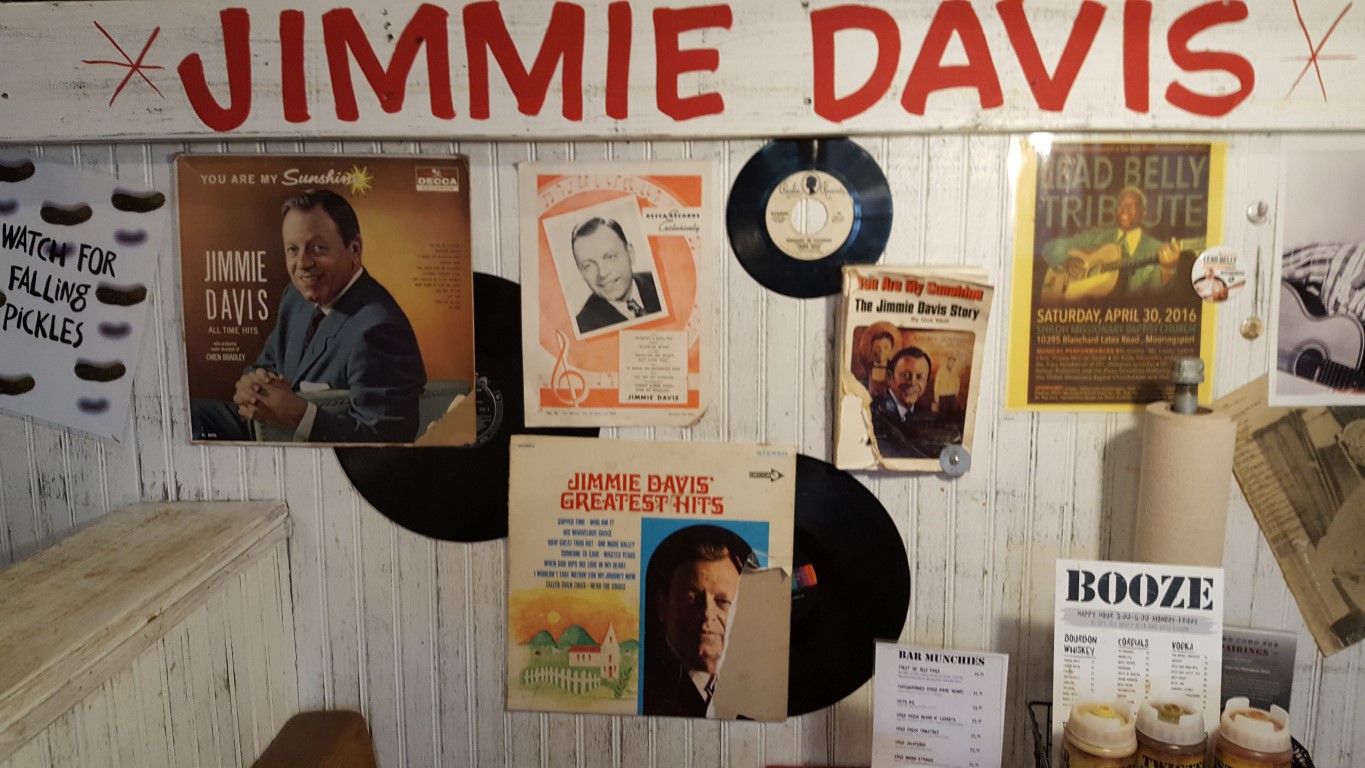 Shreveport Restaurant Twisted Root  2 of  4 (#0002)