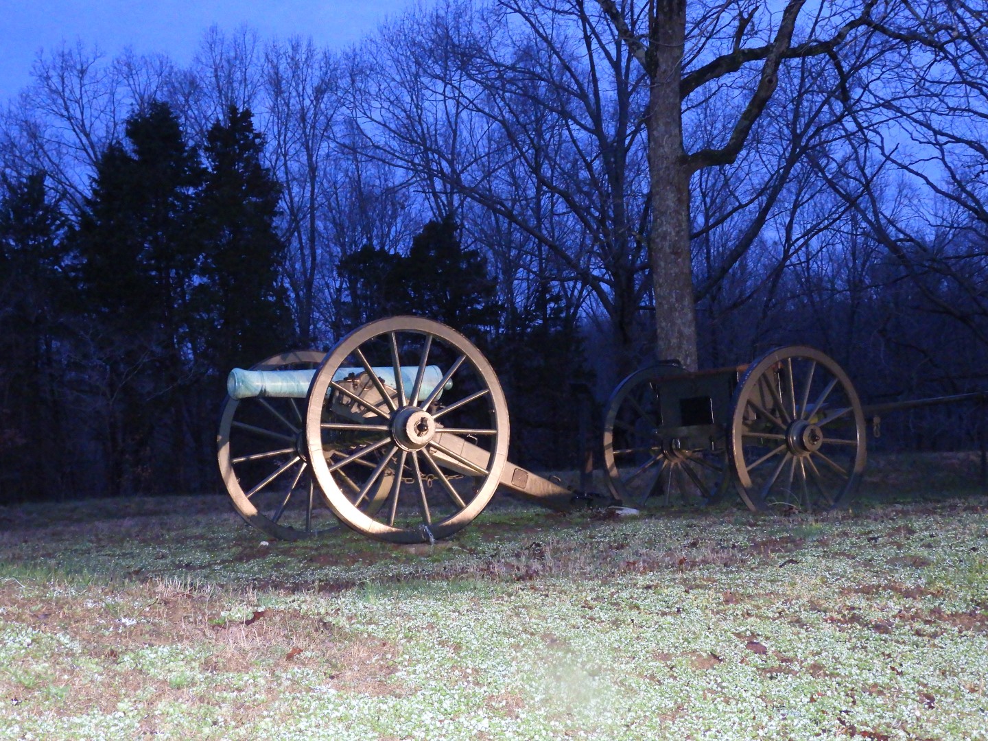 (in March) At closed-before-sunrise Ft. Donelson National Park near Dover TN  3 of  4 (#2481)