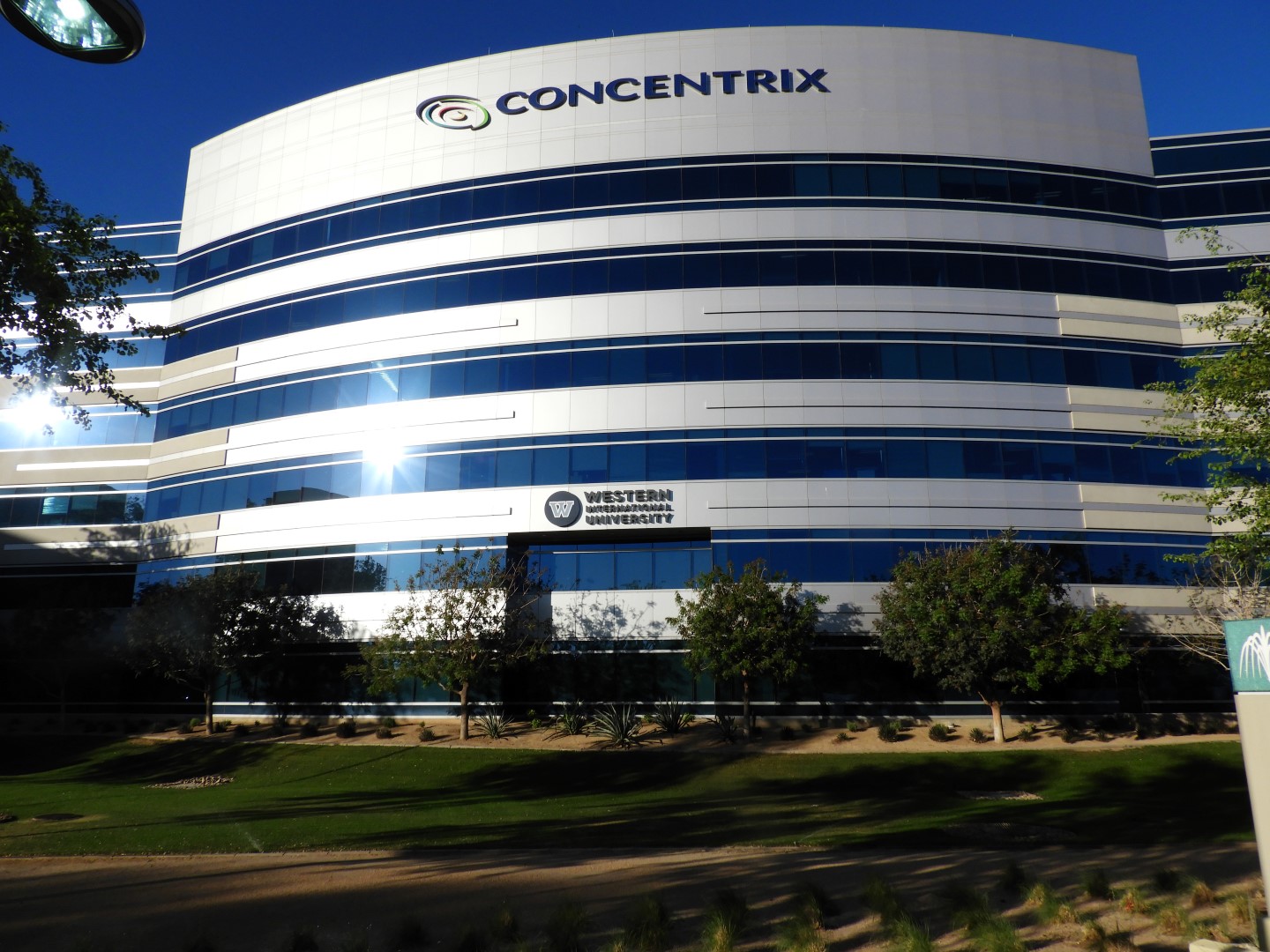 University of Phoenix in Phoenix AZ  2 of  2 (#2856)