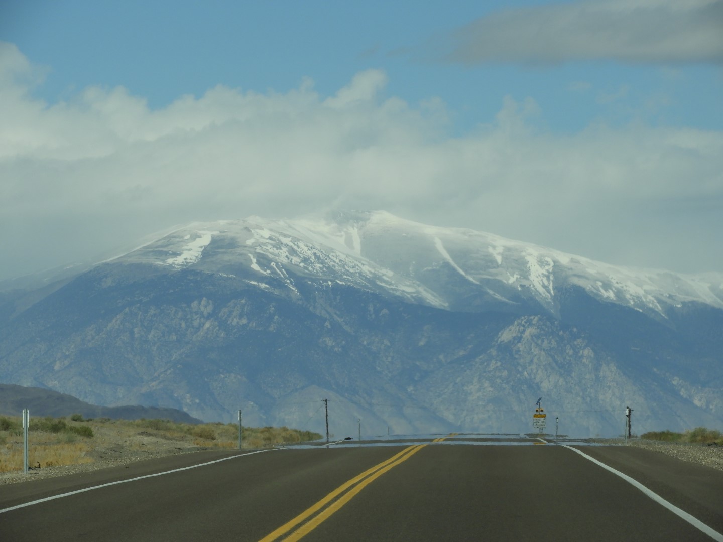 Snowy mountains between Hawthorne and Yerington  2 of 26 (#3093)