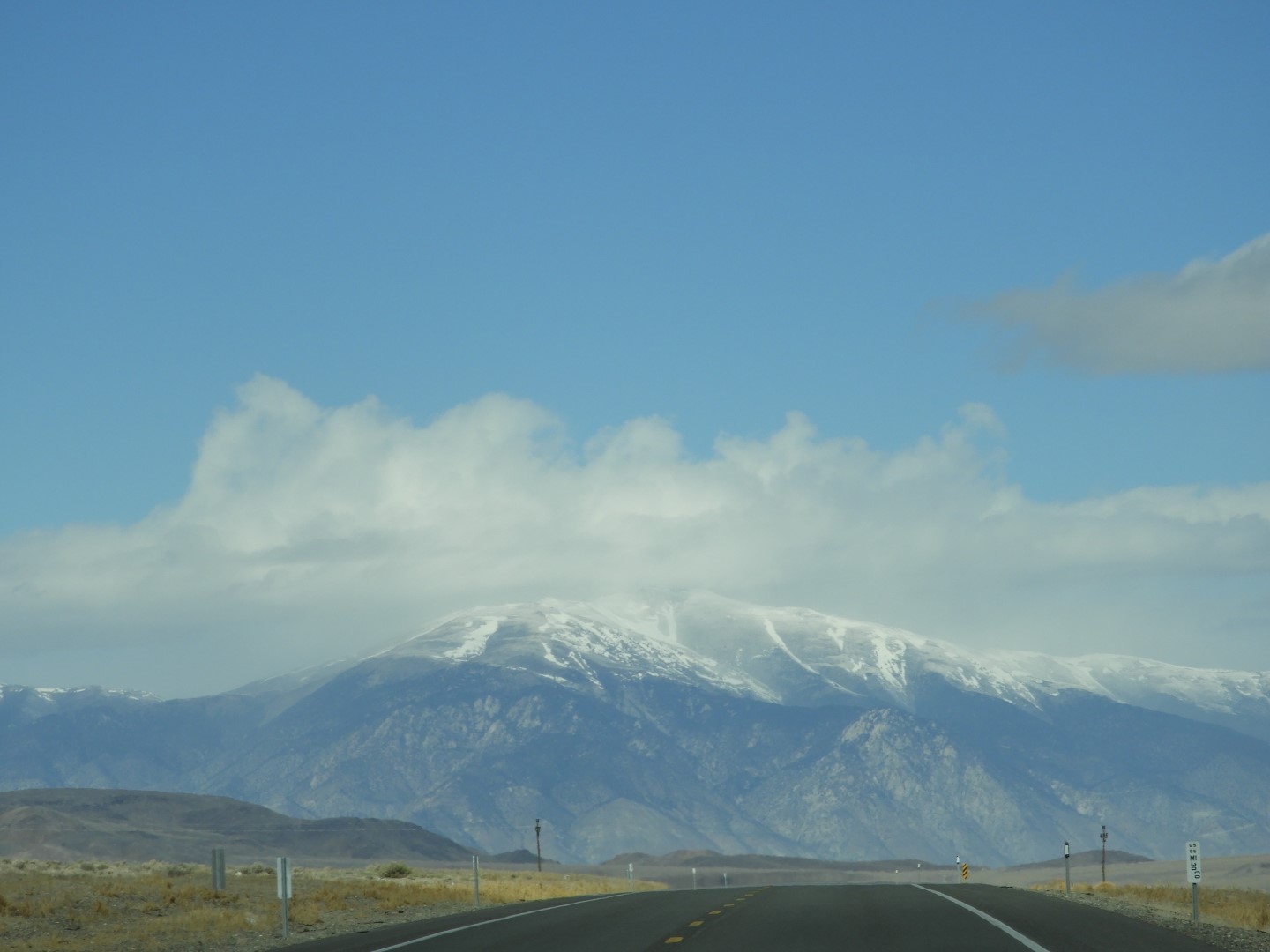 Snowy mountains between Hawthorne and Yerington  6 of 26 (#3097)