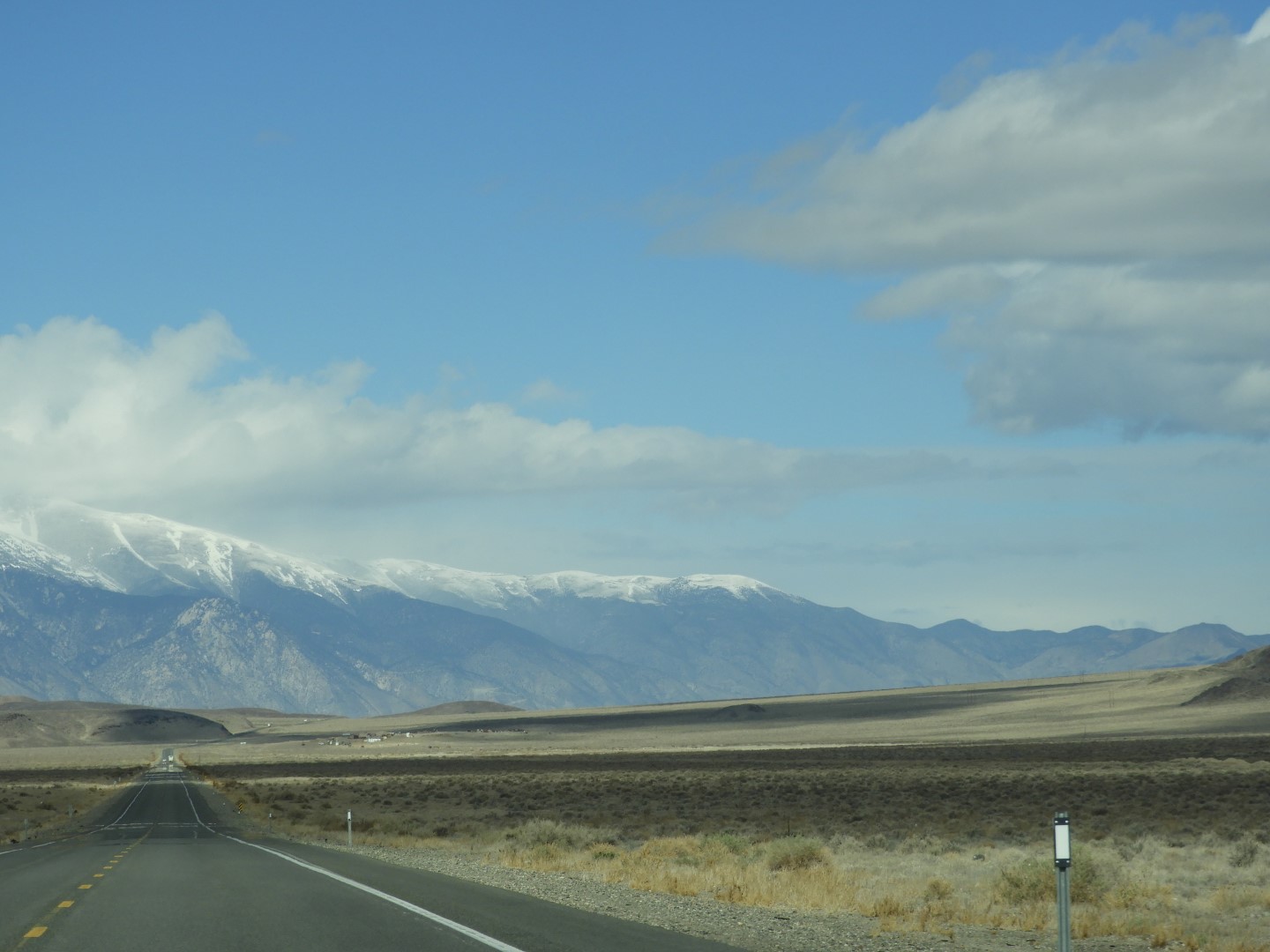 Snowy mountains between Hawthorne and Yerington 10 of 26 (#3101)