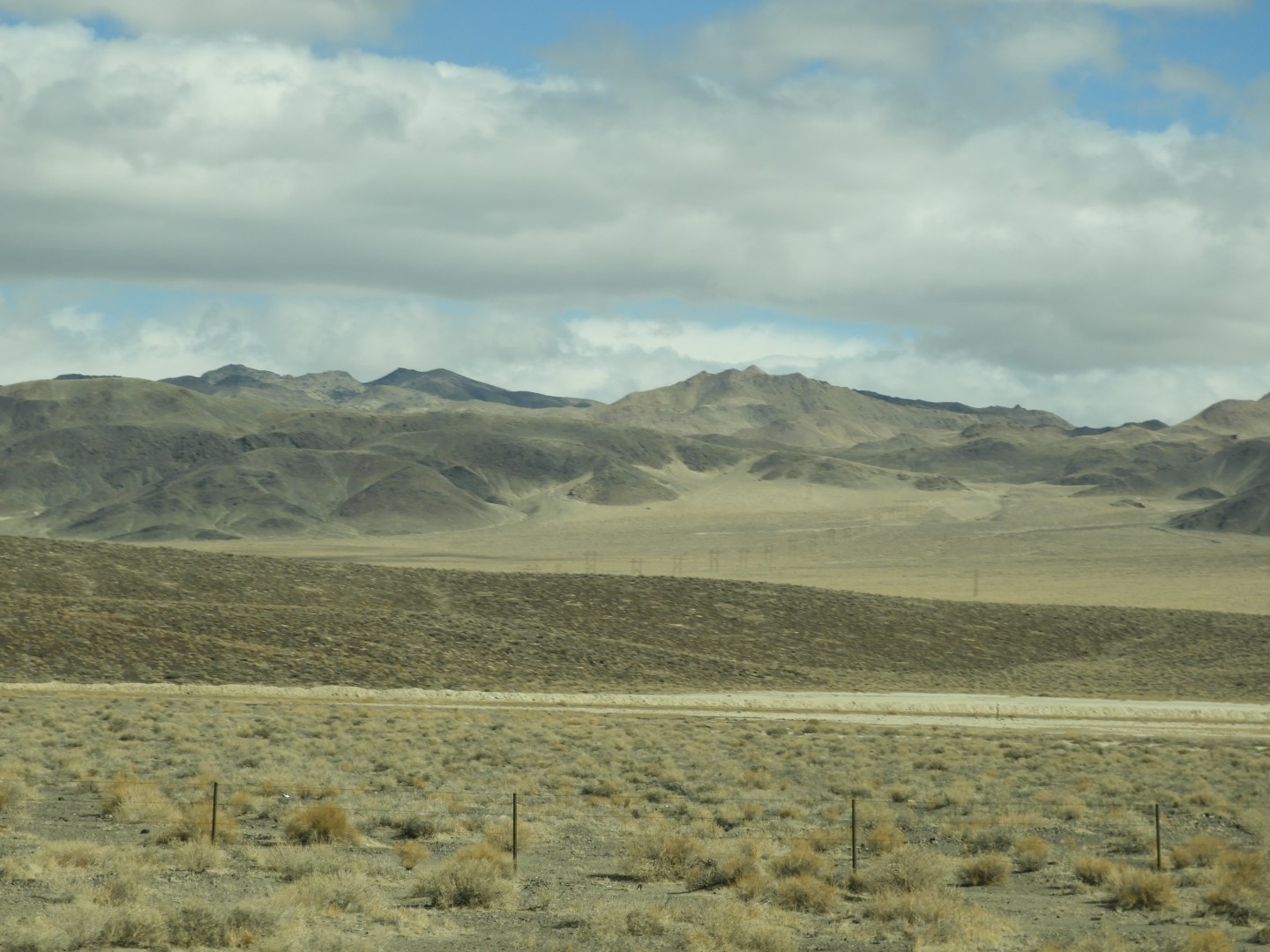 Along highway southeast of Reno  2 of 17 (#3110)