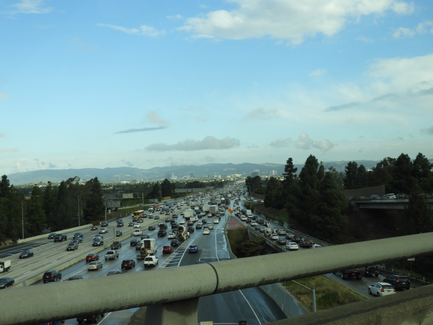 Traffic jam on the way to UCLA  1 of  4 (#3377)