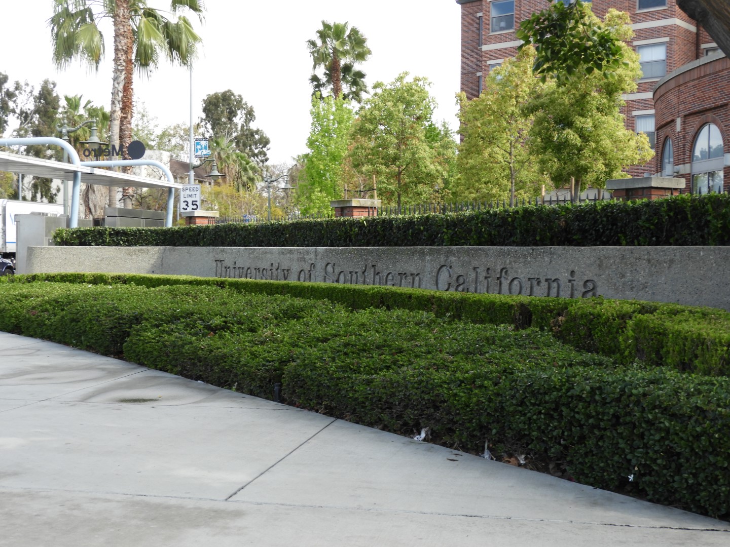 University Southern California (USC)  4 of  8 (#3395)