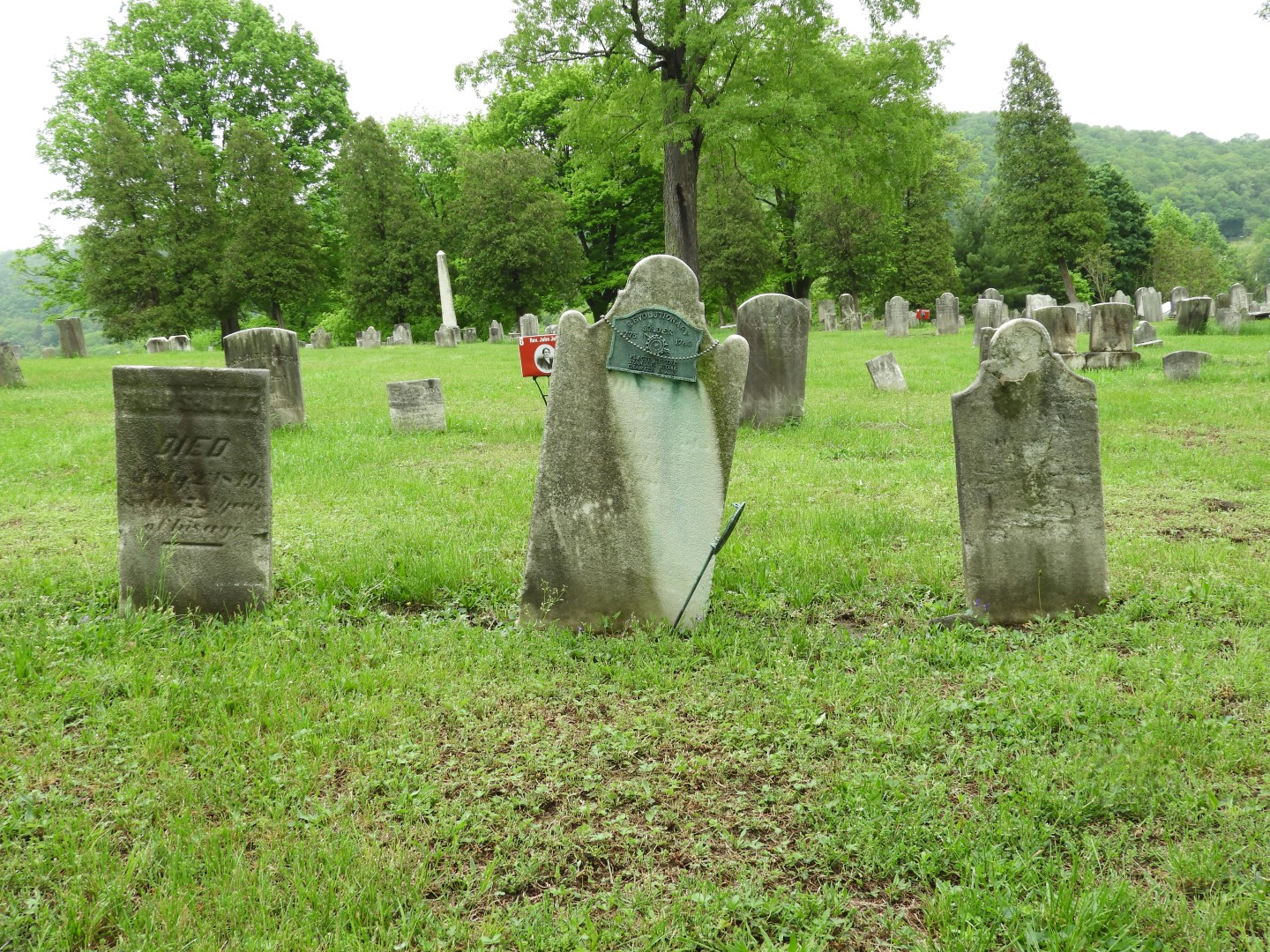 Riverview Cemetery in Huntingdon PA - reportedly Lawrence and Marie Schultz  1 of  4 (#4744)