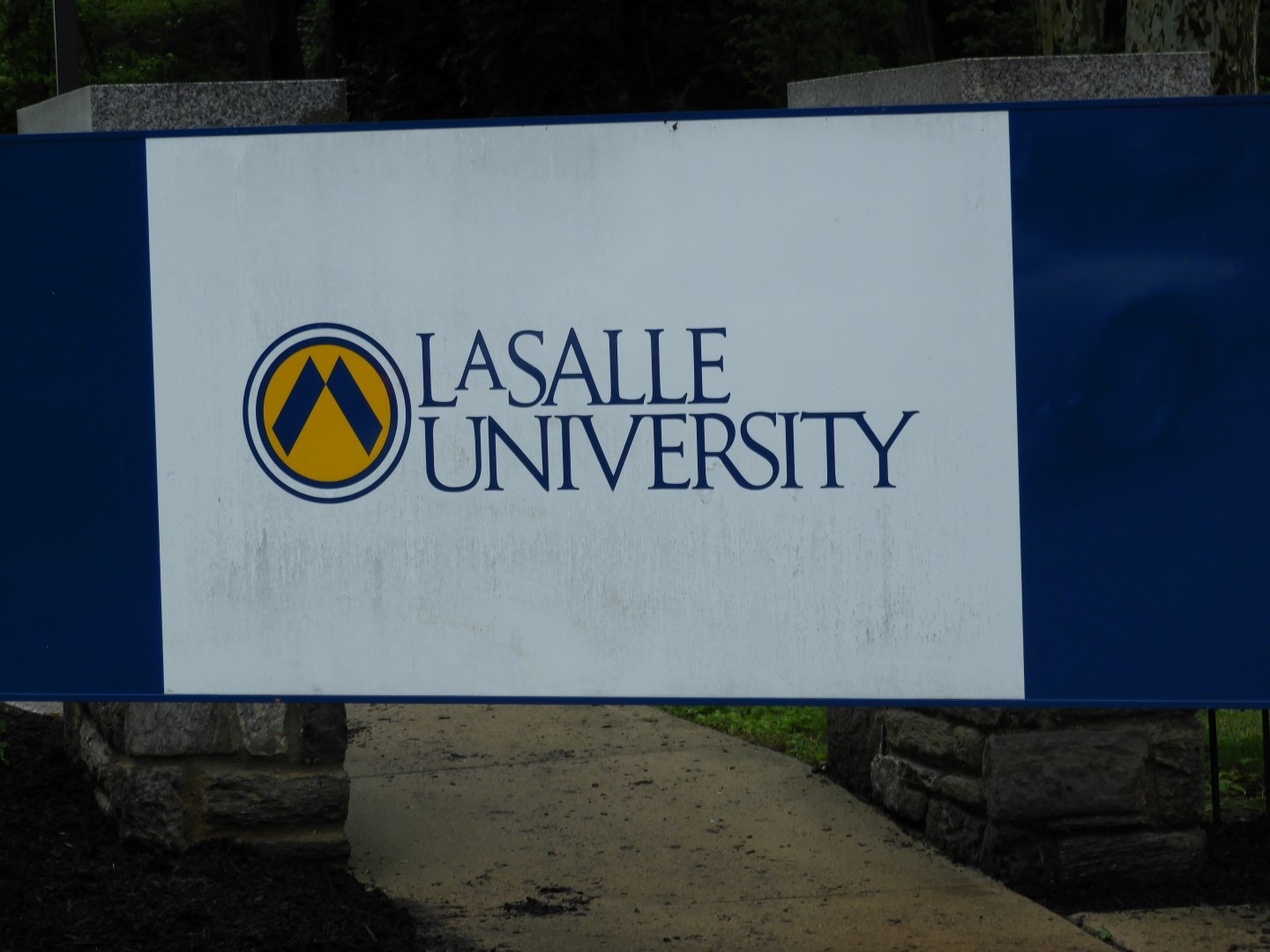LaSalle University in Philadelphia  1 of  6 (#4776)