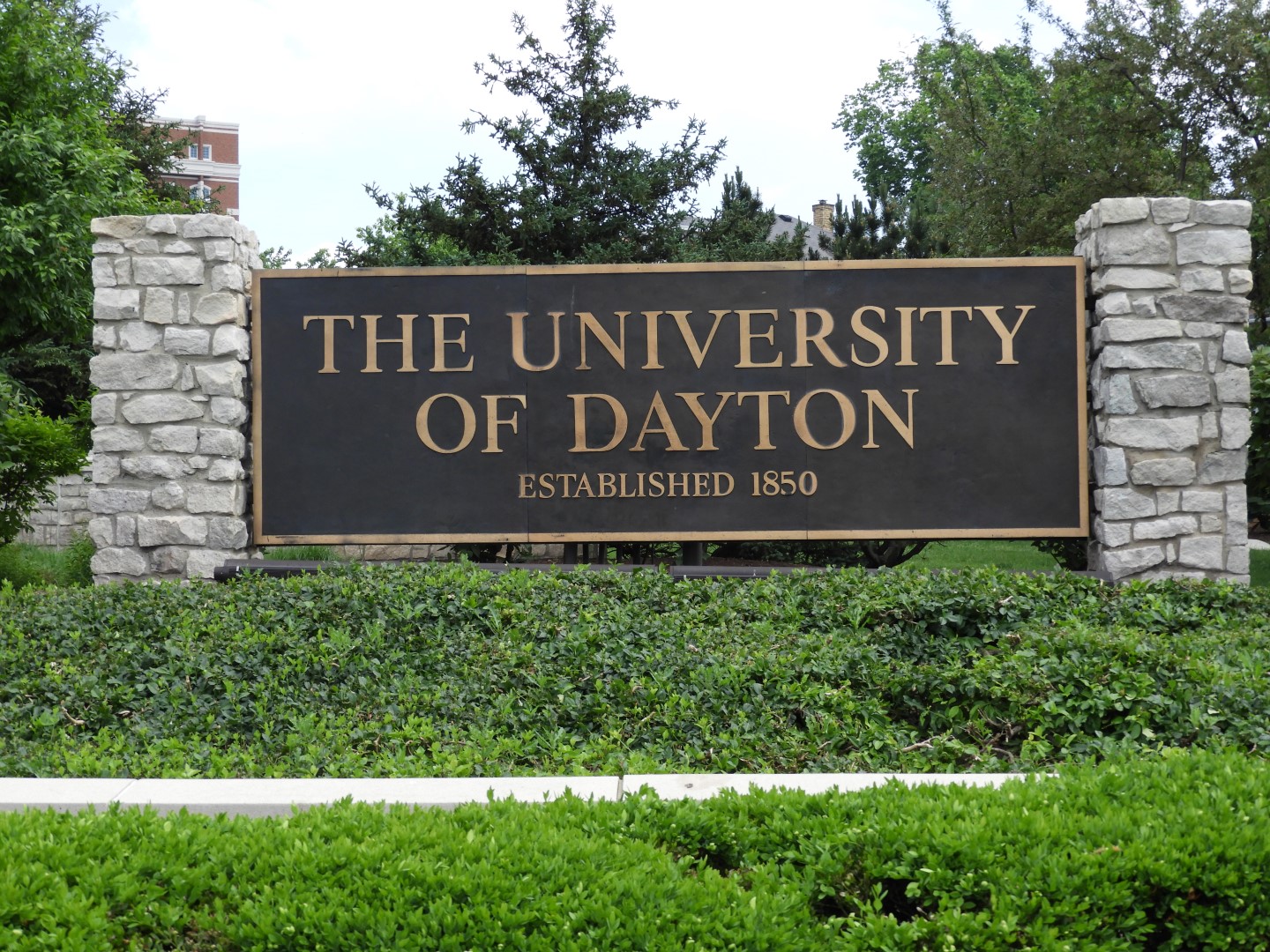 University of Dayton  2 of  4 (#5040)