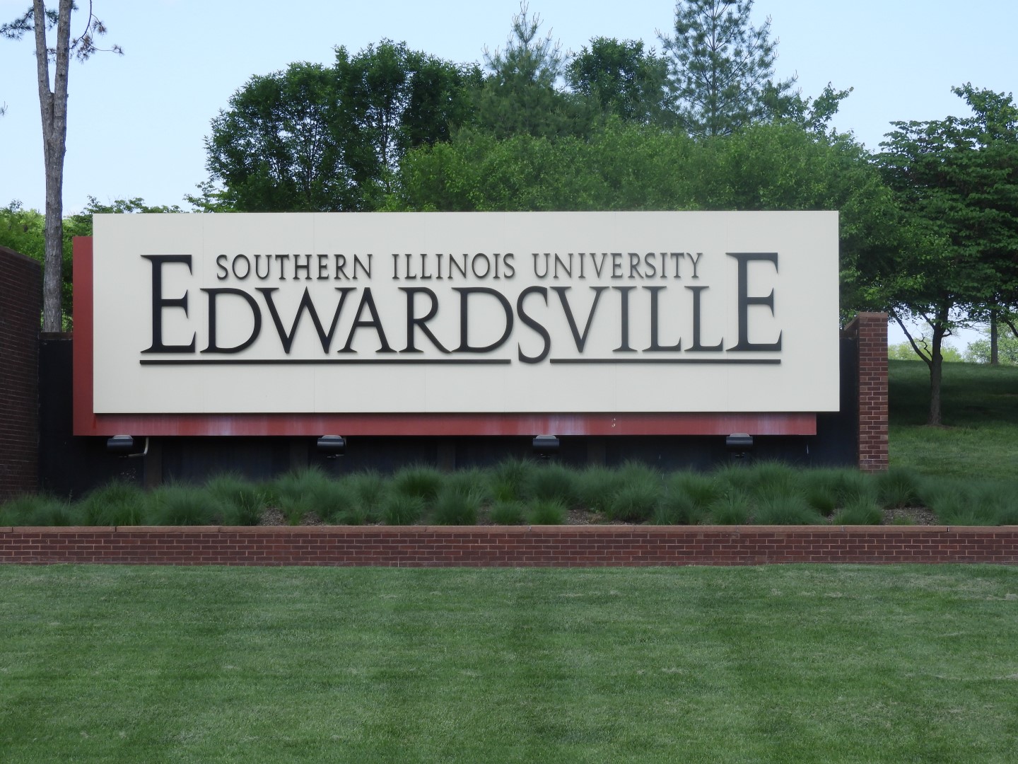 Southern Illinois University in Edwardsville IL  1 of  4 (#5111)