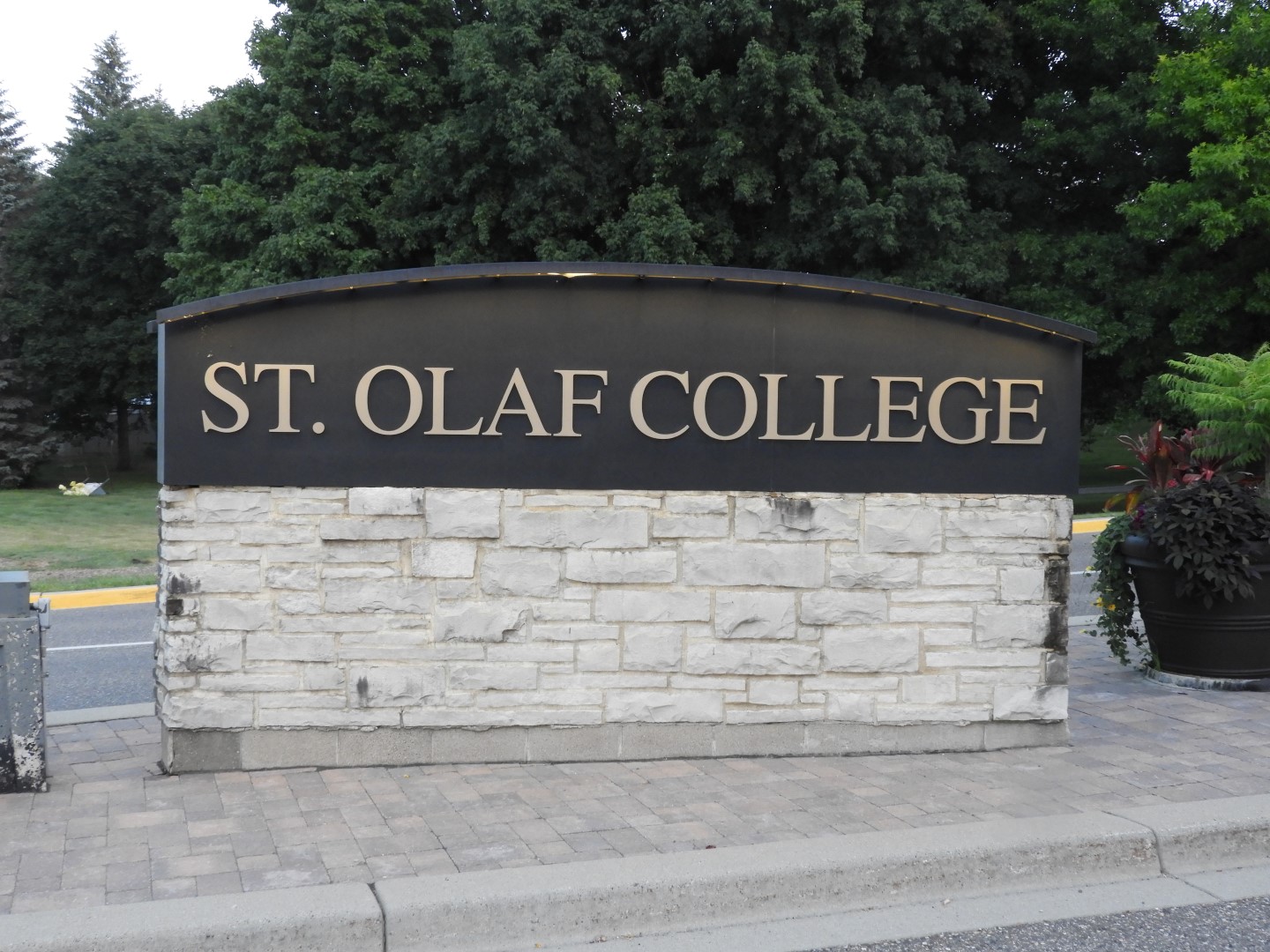 St. Olaf University in Northfield MN  1 of  2 (#5471)