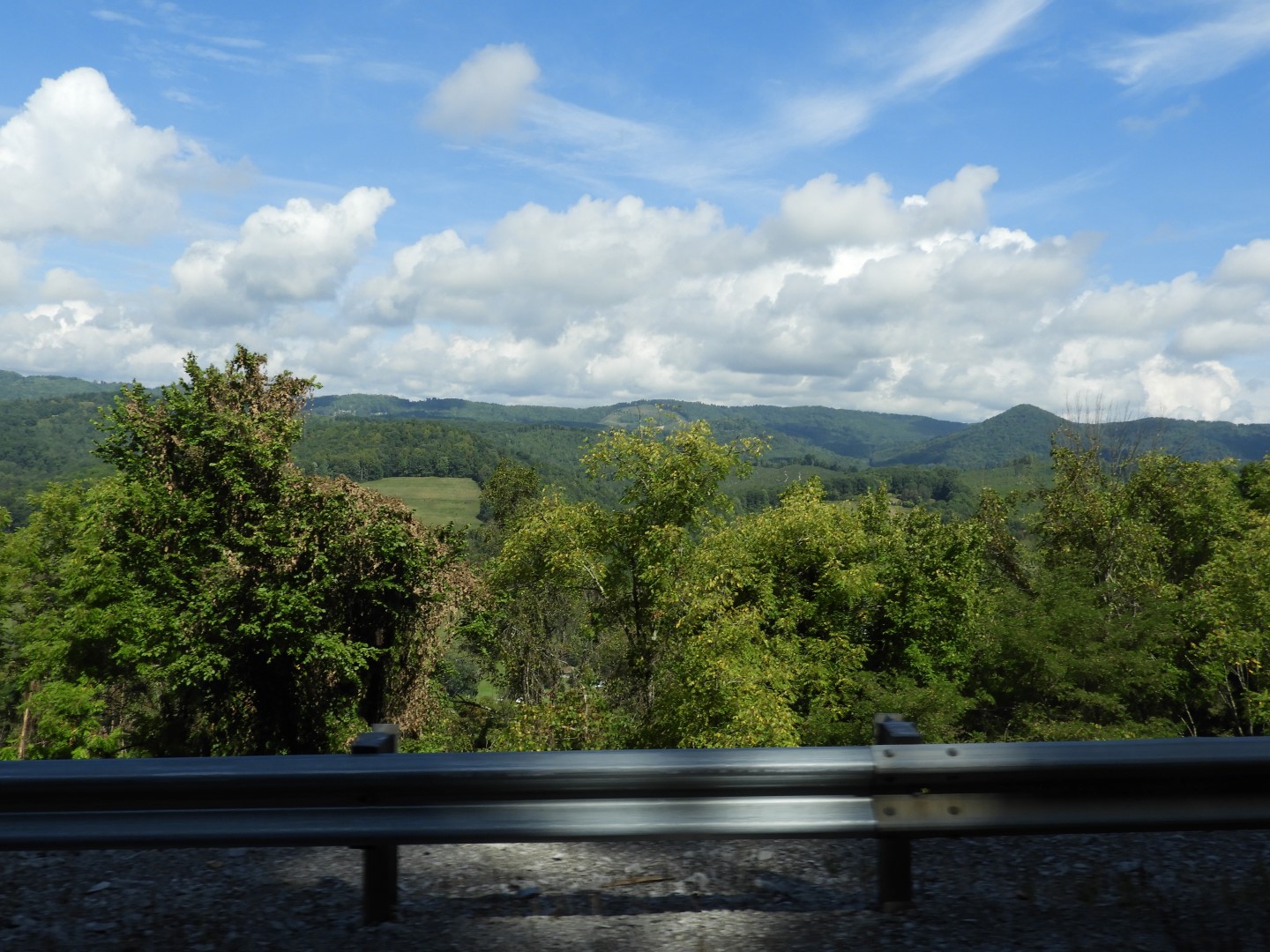 Along the Highway going to Cumberland Gap National Park near Middlesboro KY  6 of 15 (#5911)