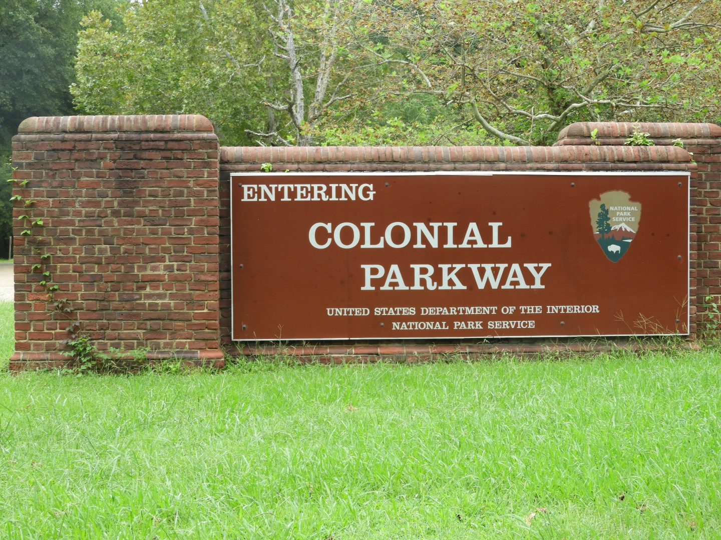 Colonial Parkway in Eastern Virginia  1 of 11 (#5985)