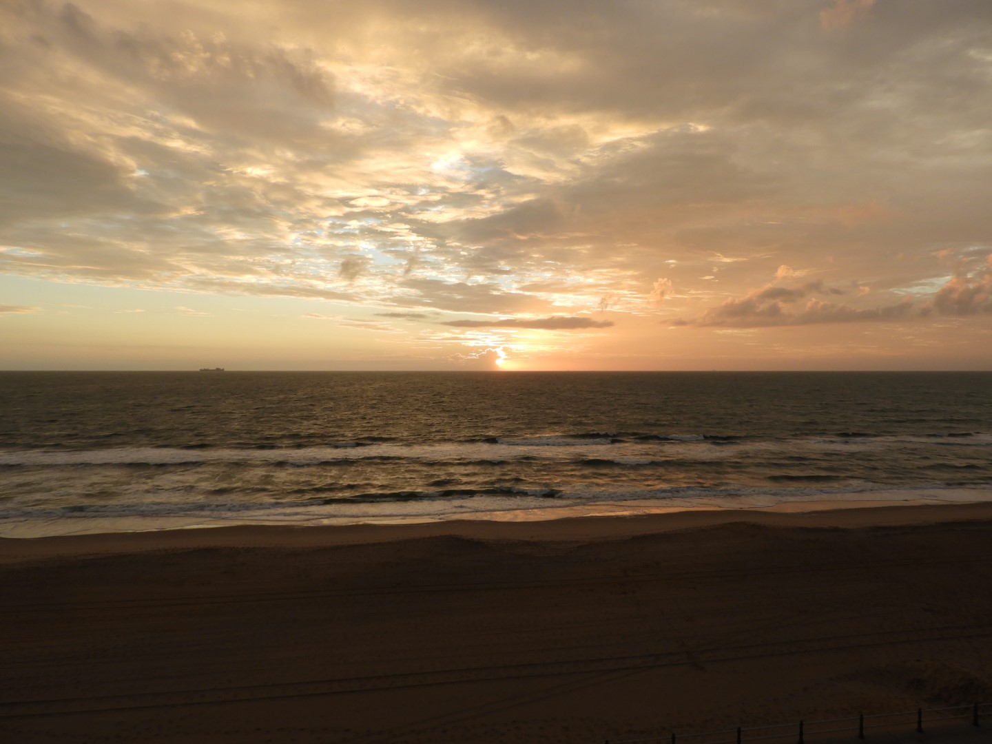 Sunrise from Hotel in Virginia Beach VA 44 of 65 (#6157)