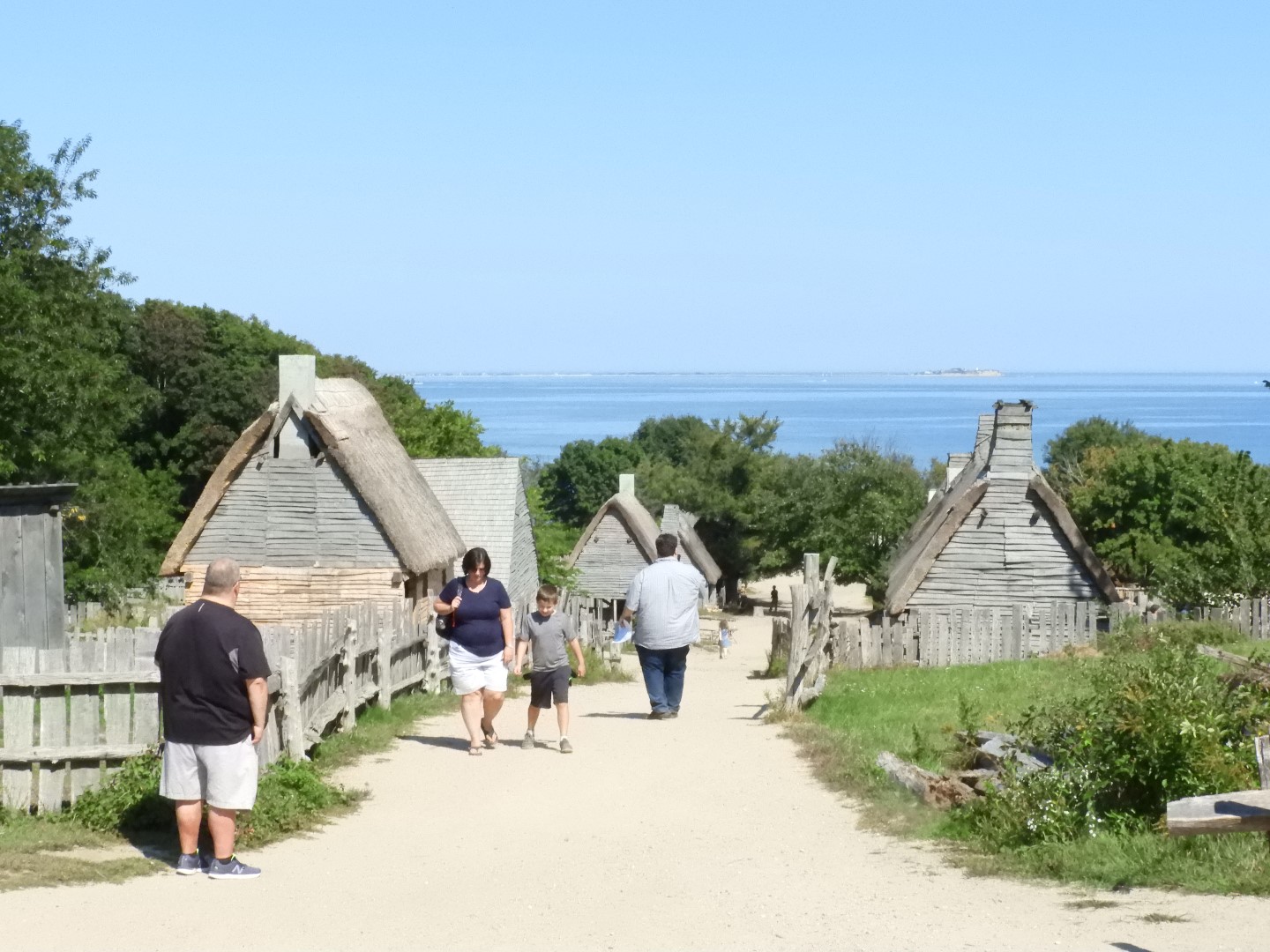 Plimouth Plantation - English Fort 5 of  8 (#0408)