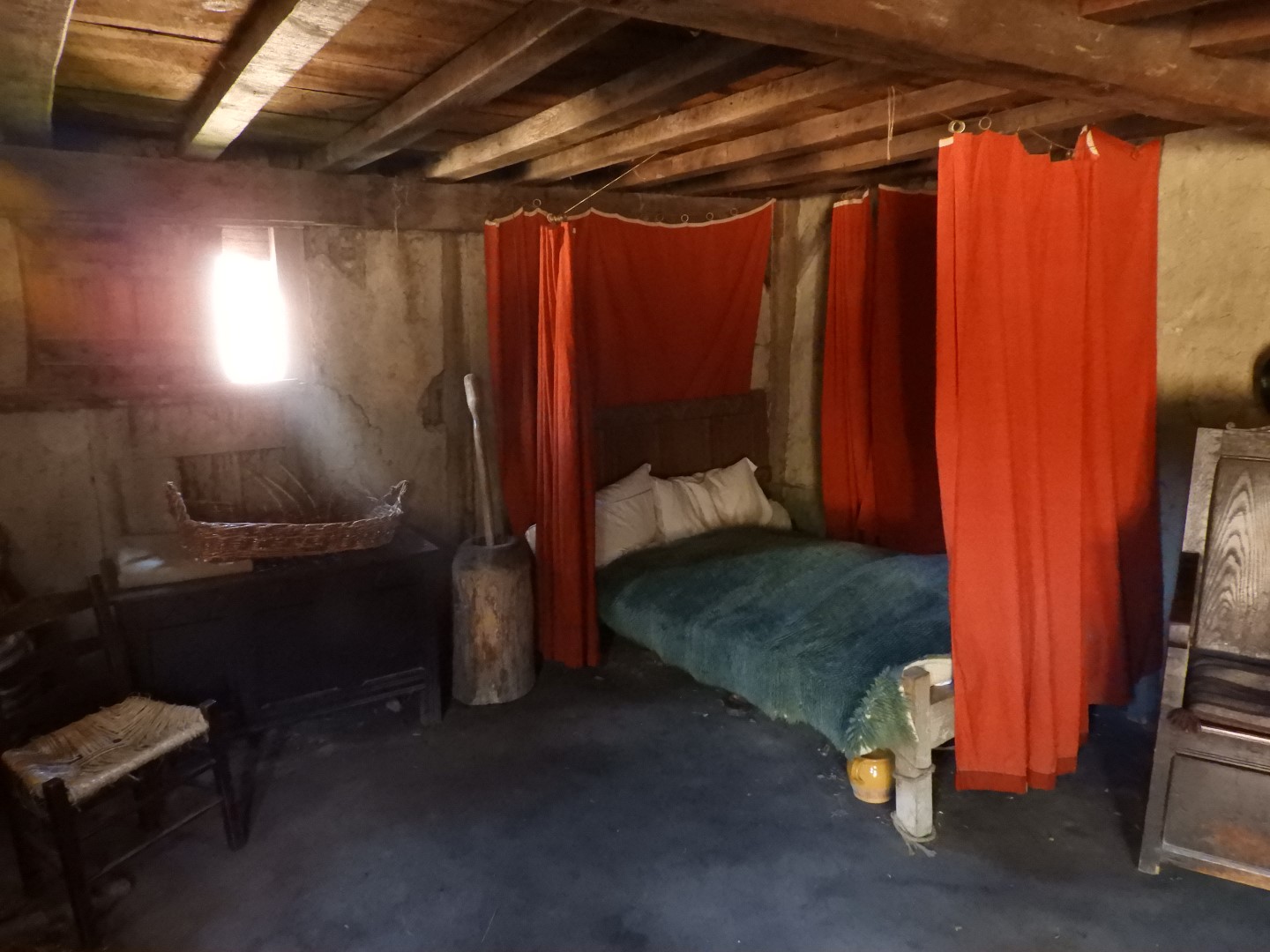 Plimouth Plantation - English Village 23 of 43 (#0435)