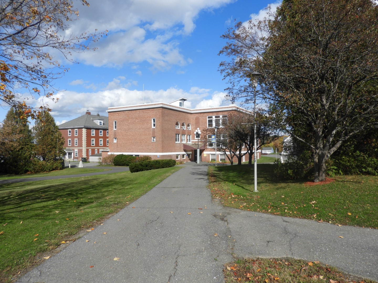 University of Maine-Presque Isle ME 5 of  8 (#0753)