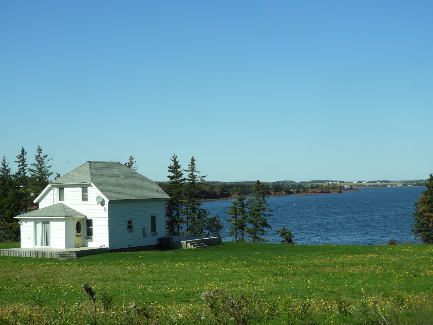 Scenery on Prince Edward Island CN 4 of  5 (#0807)
