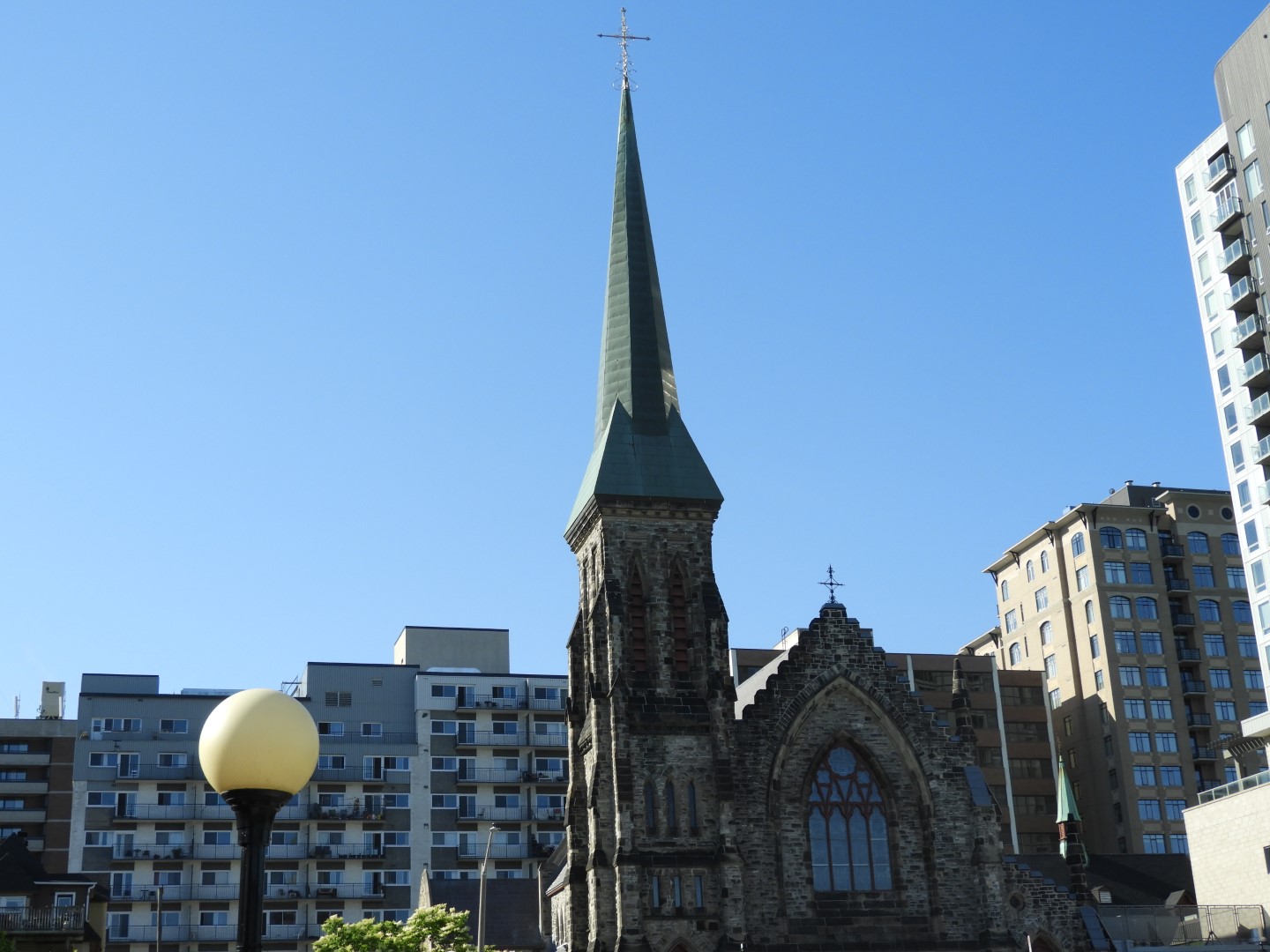 Buildings near Garden Of The Provinces Territories in Ottawa ON 1 of  6 (#8700)