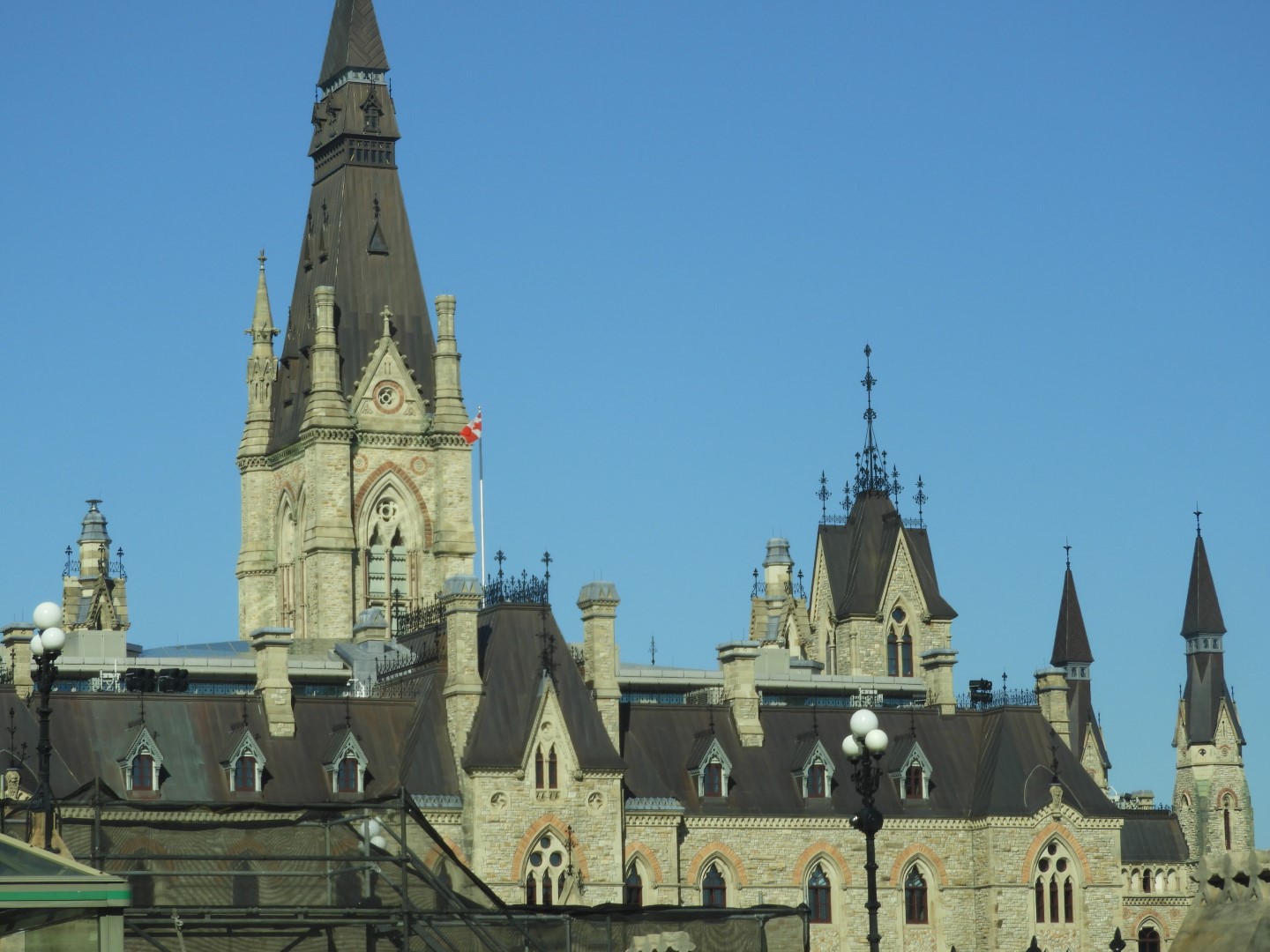 Parliament Hill QC 3 of  8 (#8715)