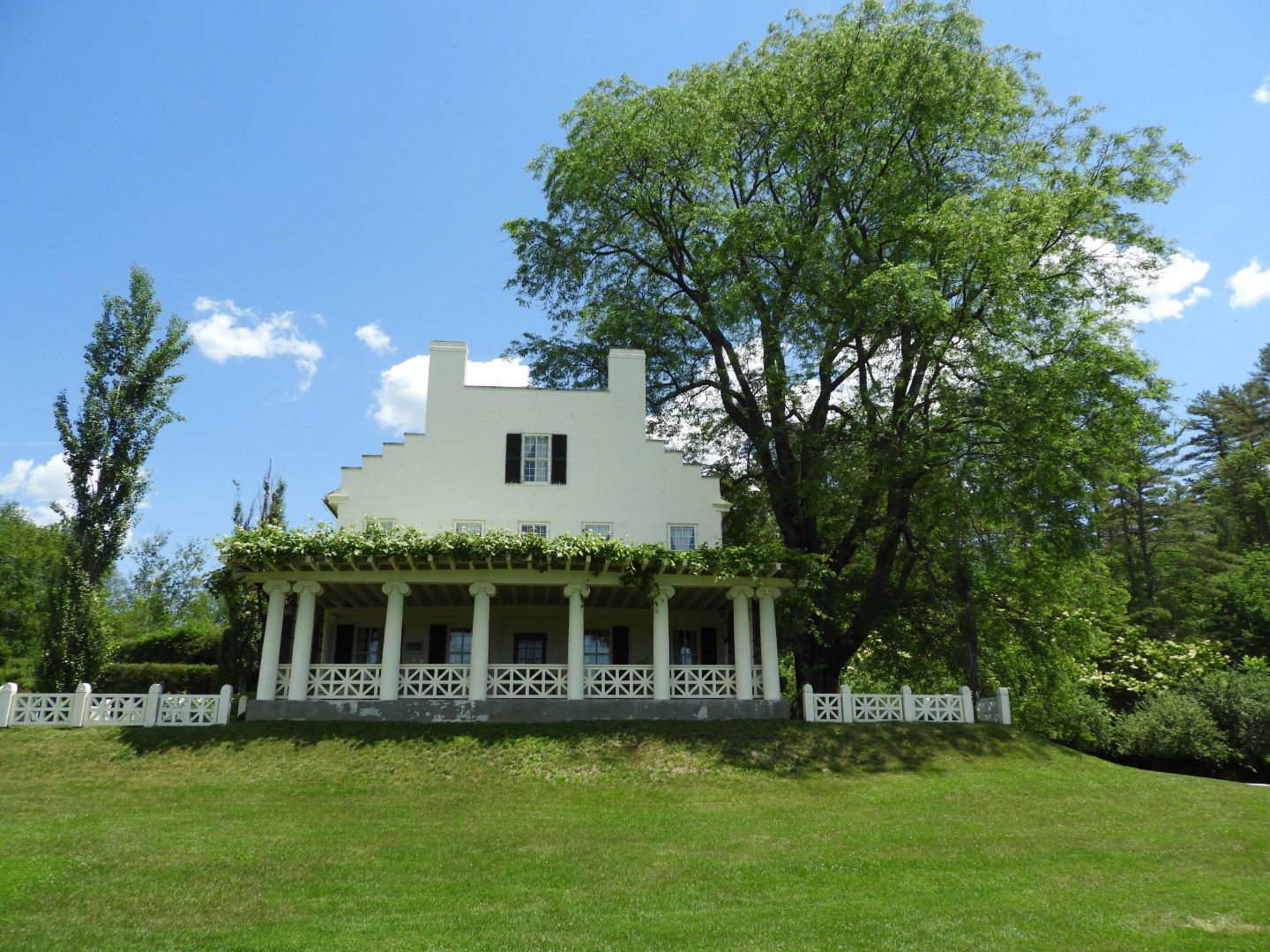 Signs and the house at Saint Gaudens National Historic Site NH 7 of  8 (#8887)