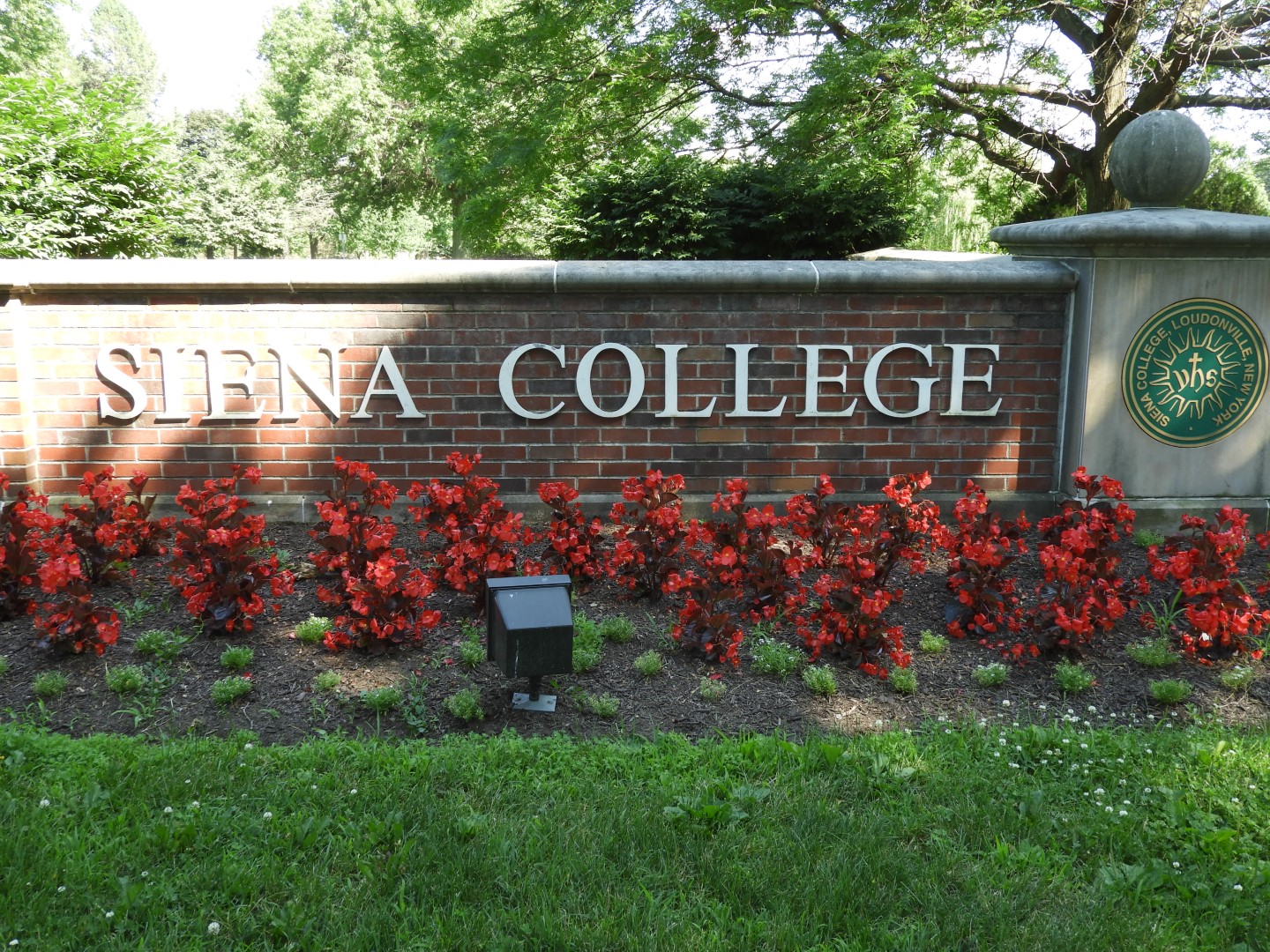 Siena College in Loundonville NY 2 of  5 (#8896)