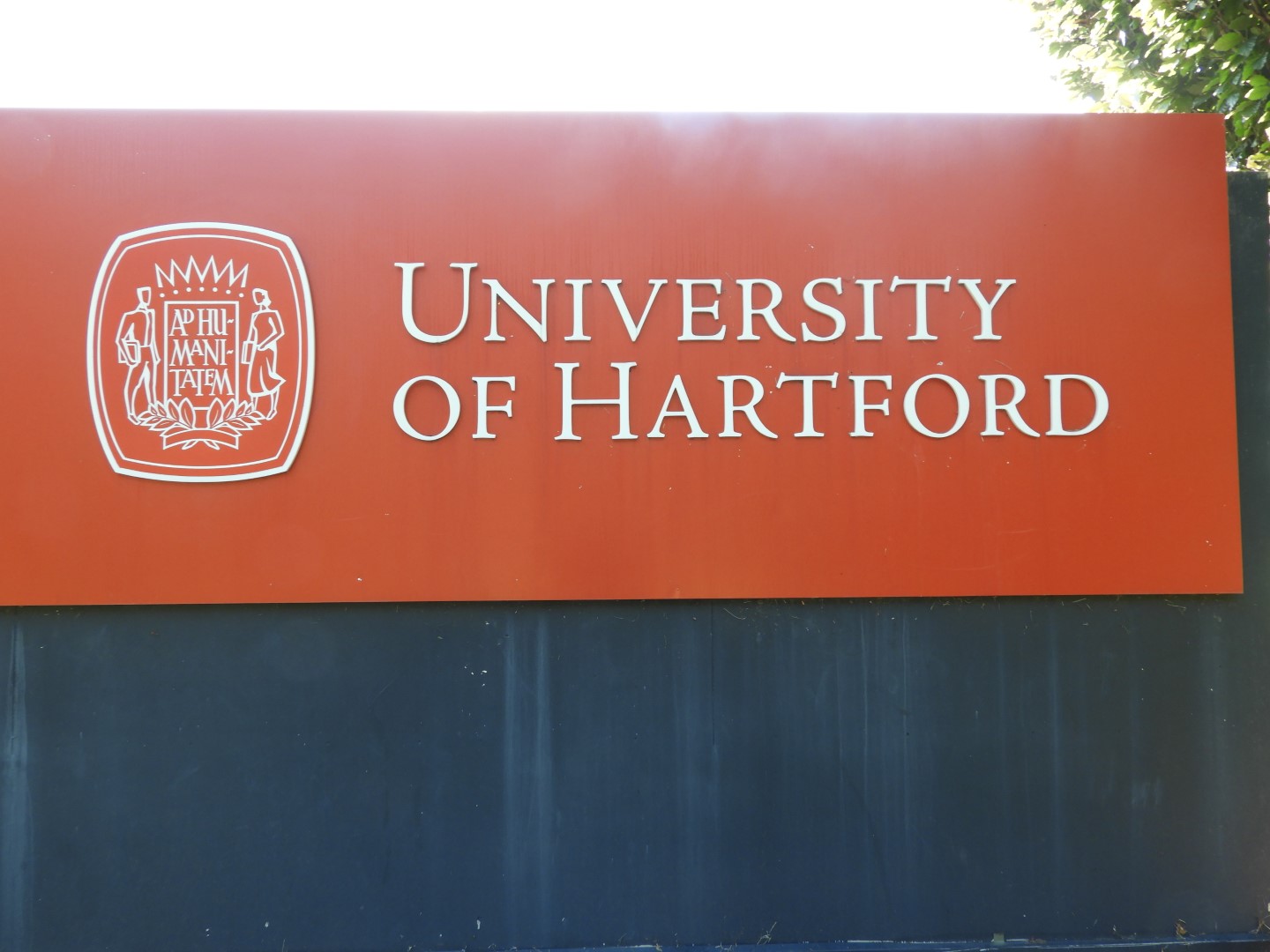 University of Hartford CT 2 of  5 (#8999)