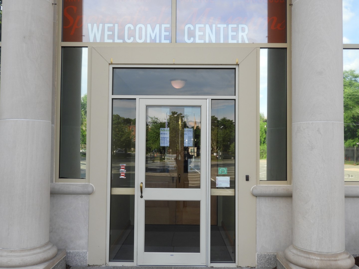 Outside signs at Dr. Seuss Museum in Springfield MA 3 of 111 (#9008)