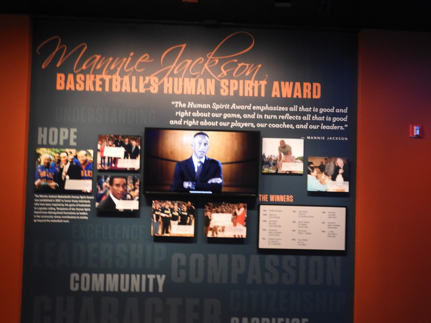 Basketball Hall of Fame MA 8 of 39 (#9084)