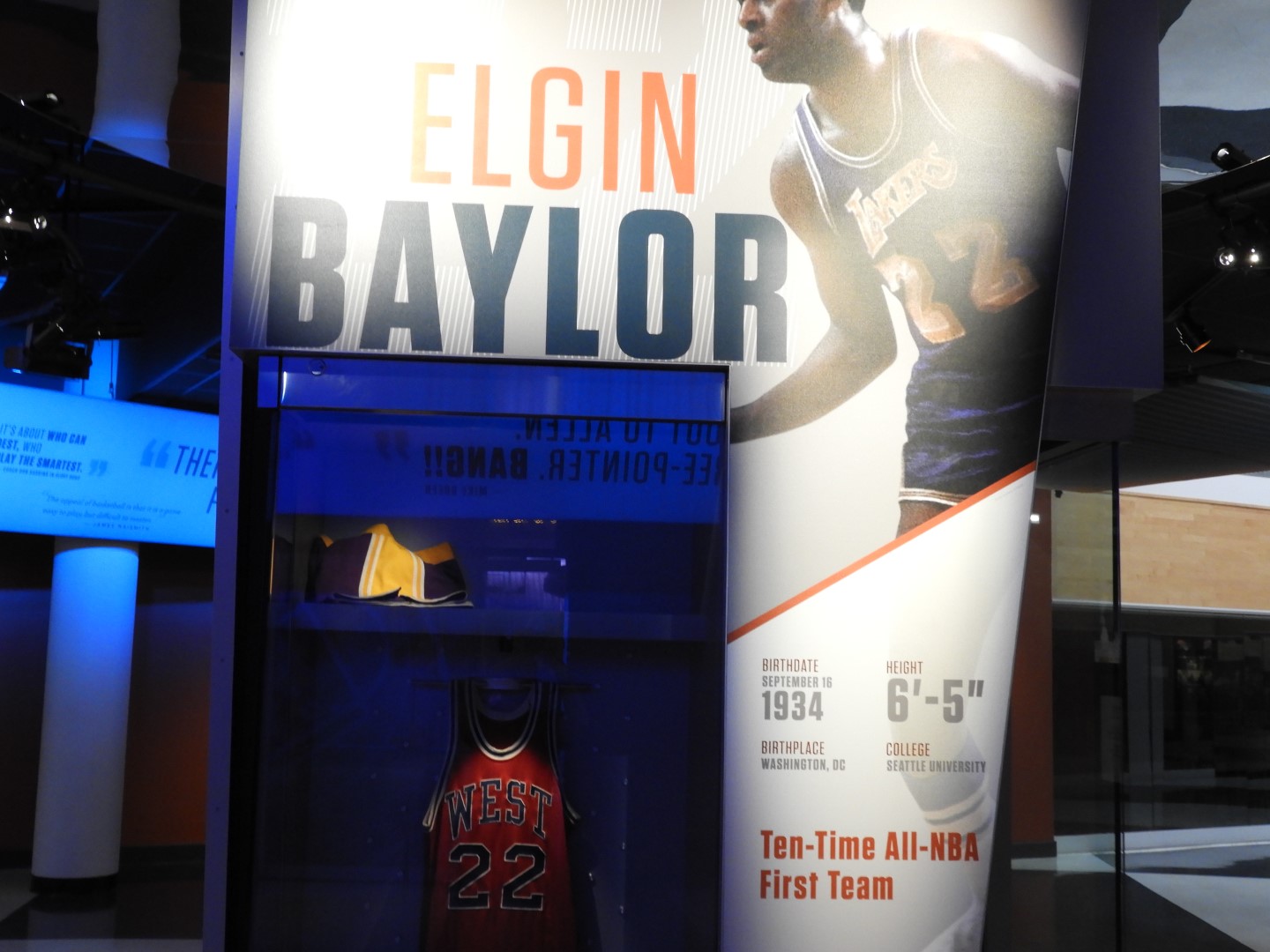 Basketball Hall of Fame MA 9 of 39 (#9085)