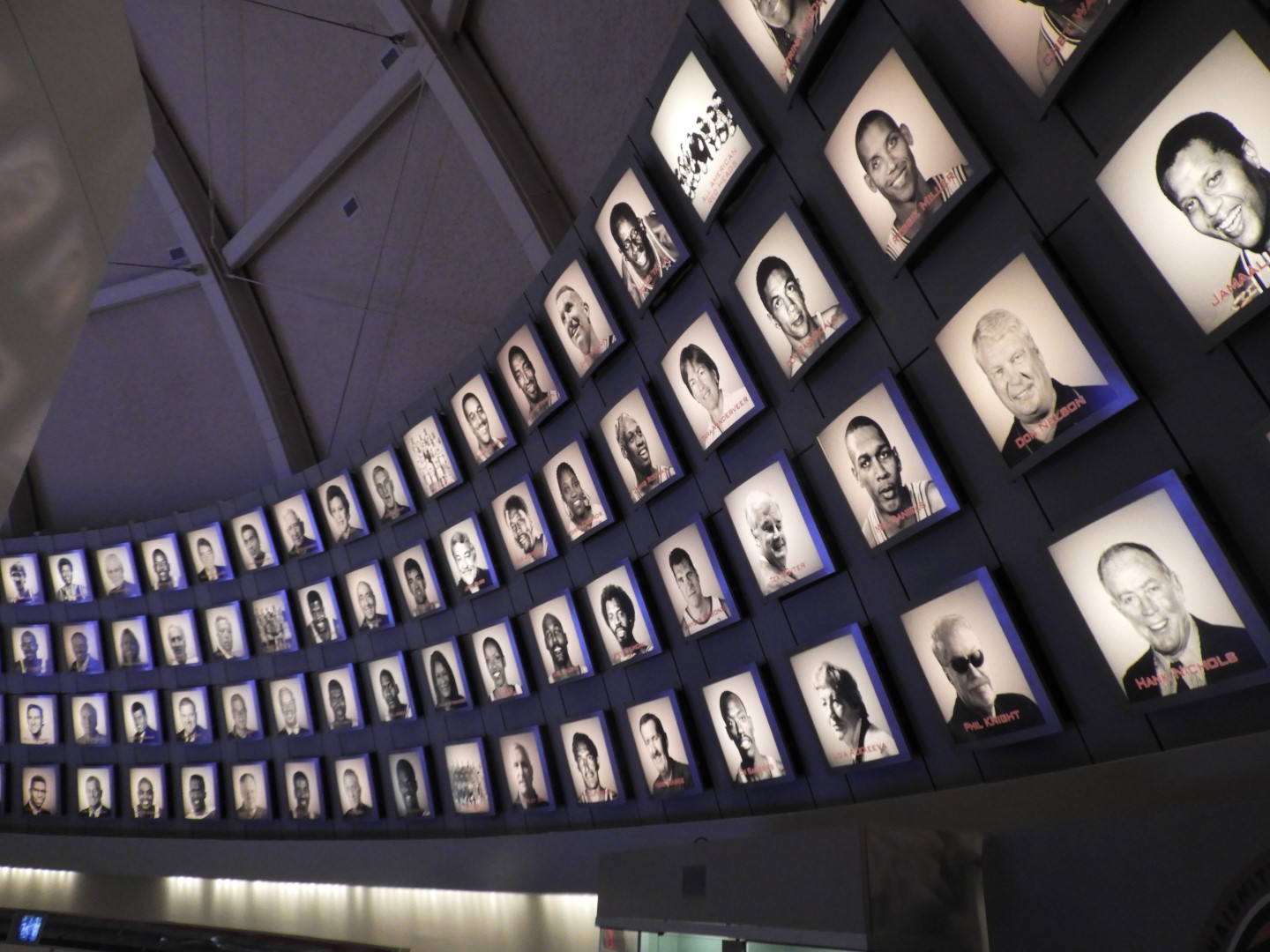 Basketball Hall of Fame MA 16 of 39 (#9092)